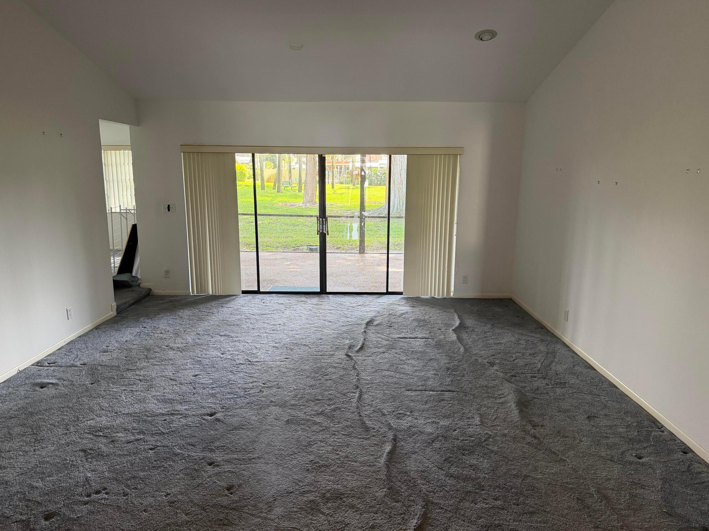 10522 Greenbriar Court