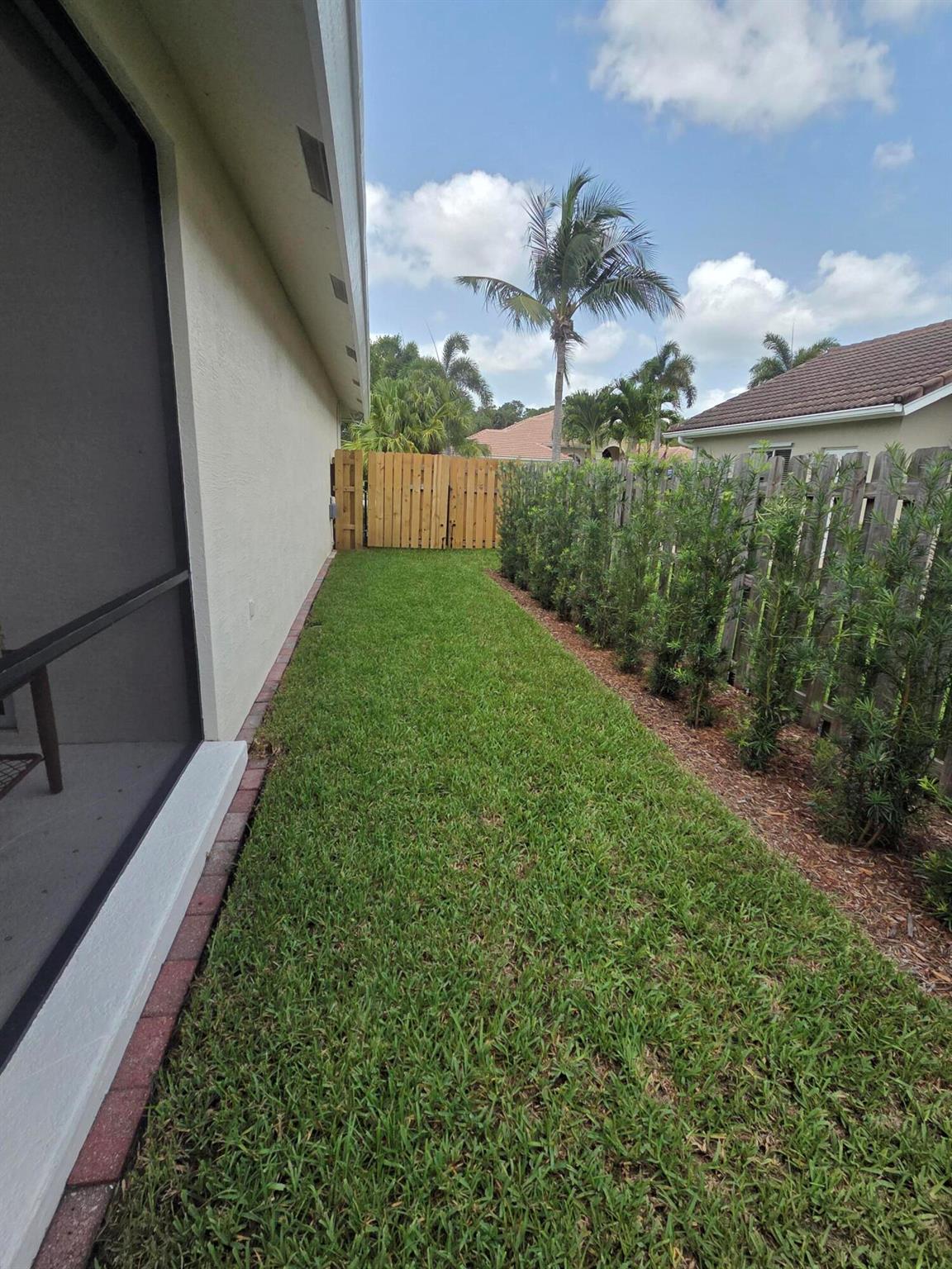 JUPITER RIVER ESTATES - Residential Lease