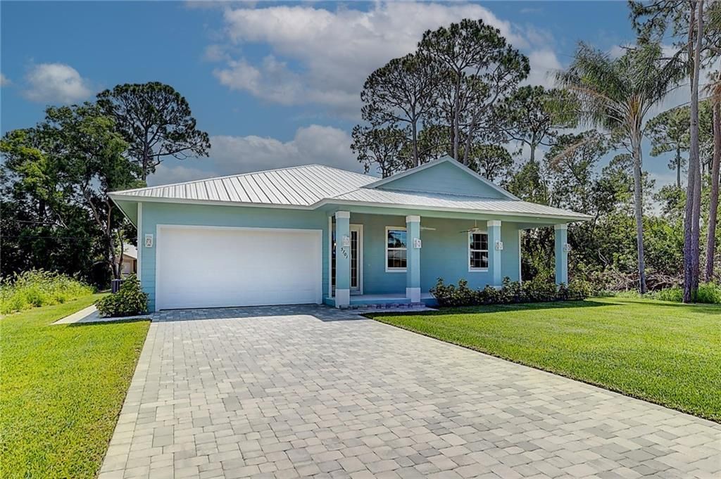 Photo of 5701 Southeast Colee Avenue, Stuart, FL 34997 (MLS # F10379430)