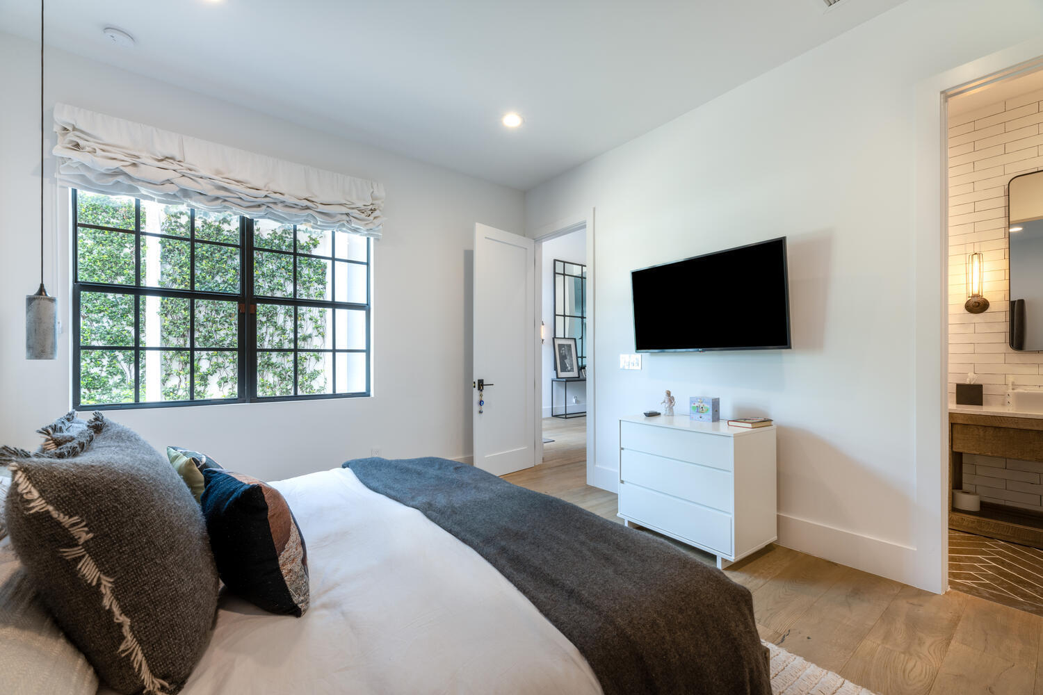 HUNTERS CHASE OF PALM BEACH POLO & COUNT - Residential