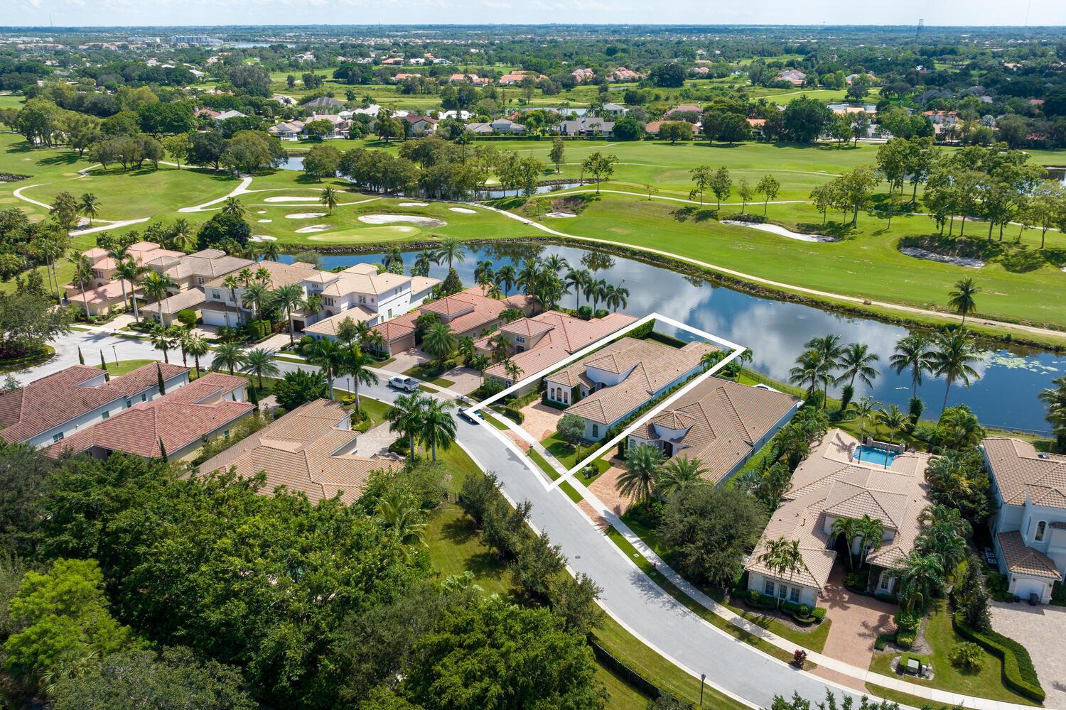 HUNTERS CHASE OF PALM BEA - Residential