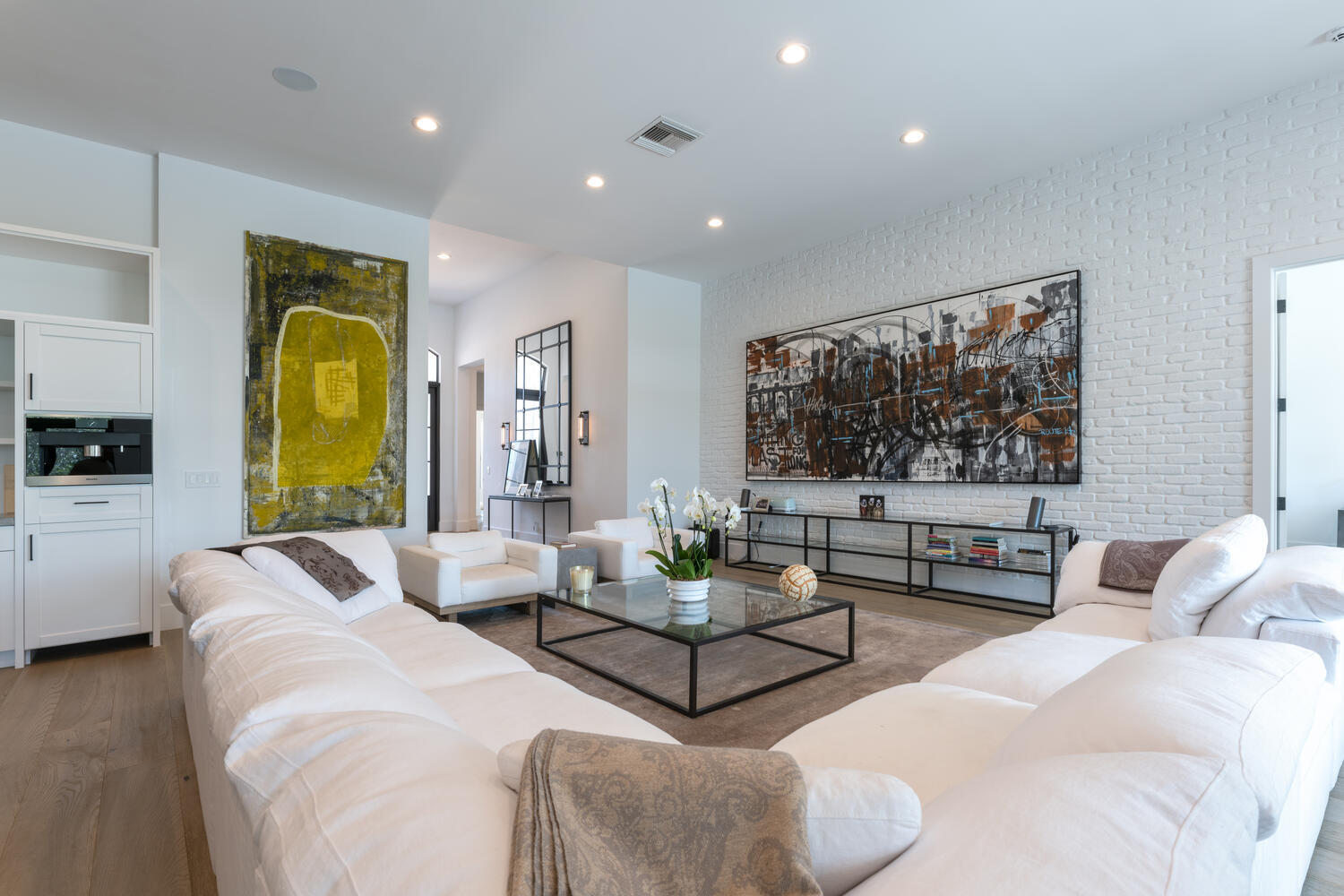 HUNTERS CHASE OF PALM BEACH POLO & COUNT - Residential