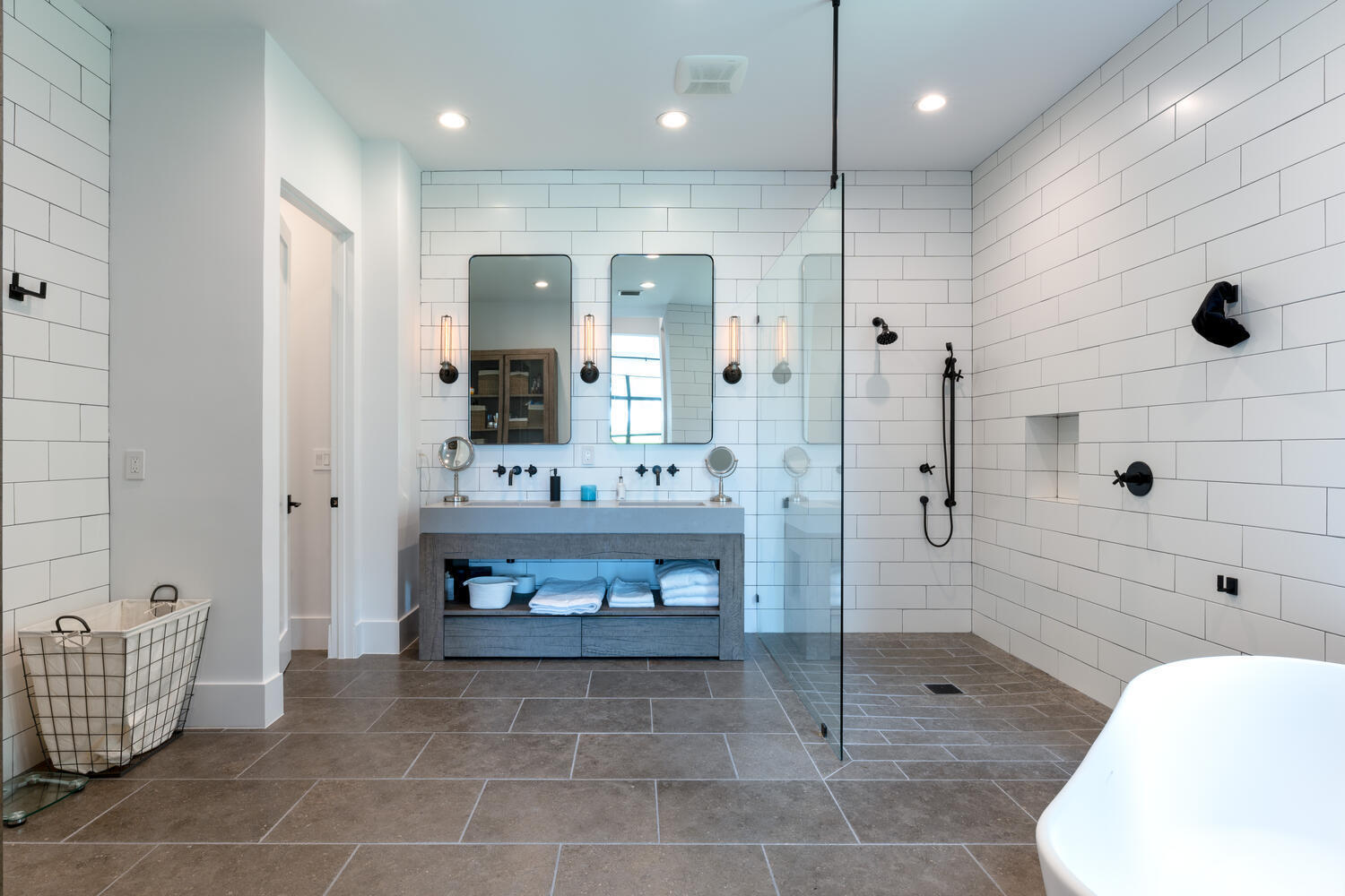 HUNTERS CHASE OF PALM BEACH POLO & COUNT - Residential