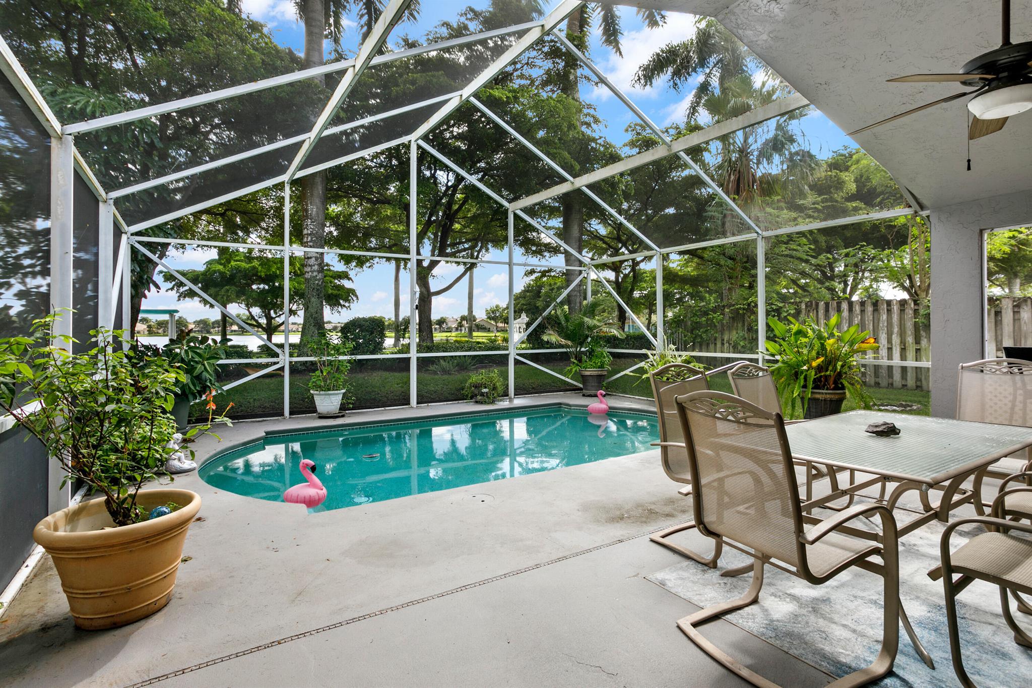 1963 Oak Berry Circle