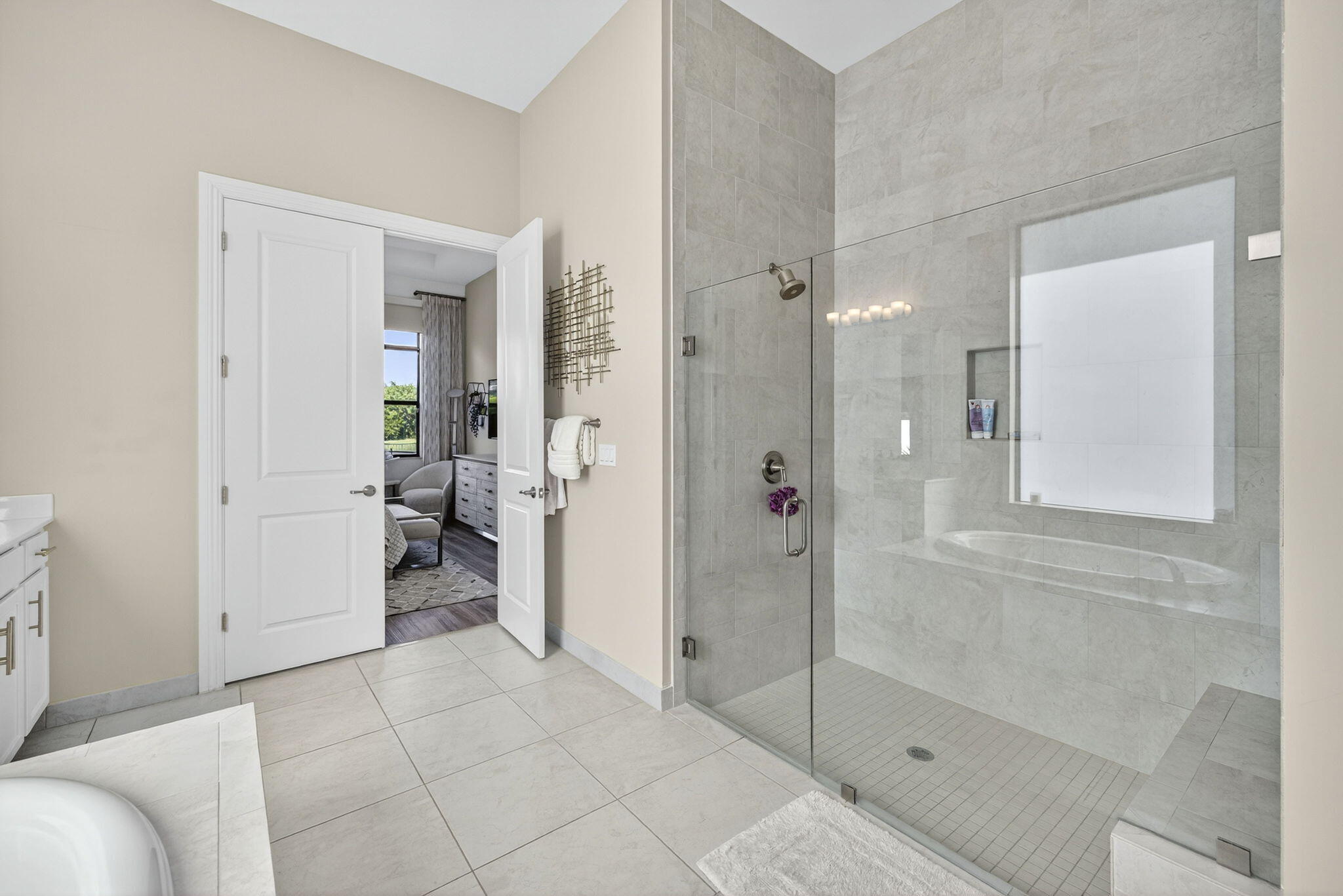PALM MEADOWS ESTATES - Residential