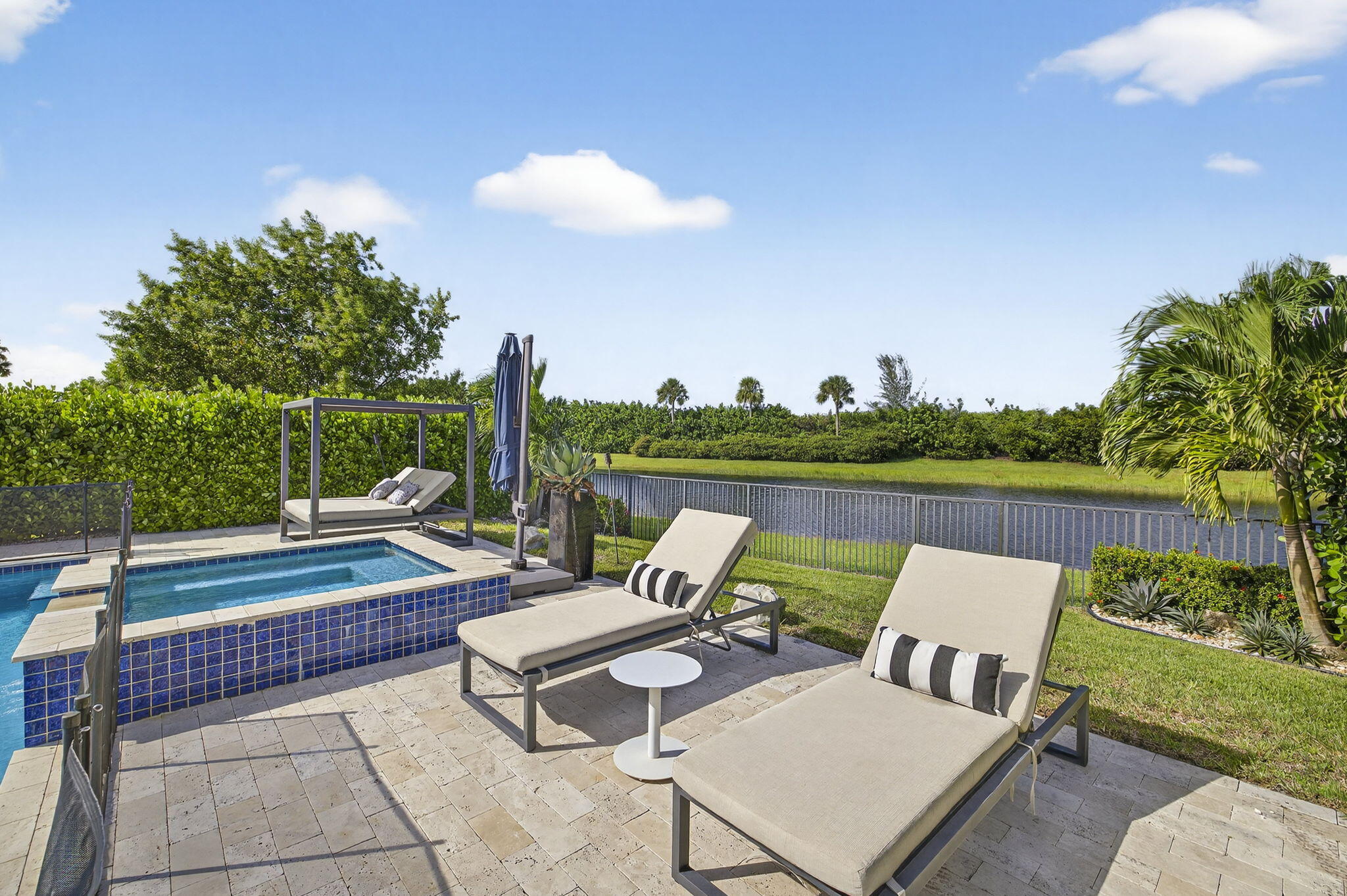 PALM MEADOWS ESTATES - Residential