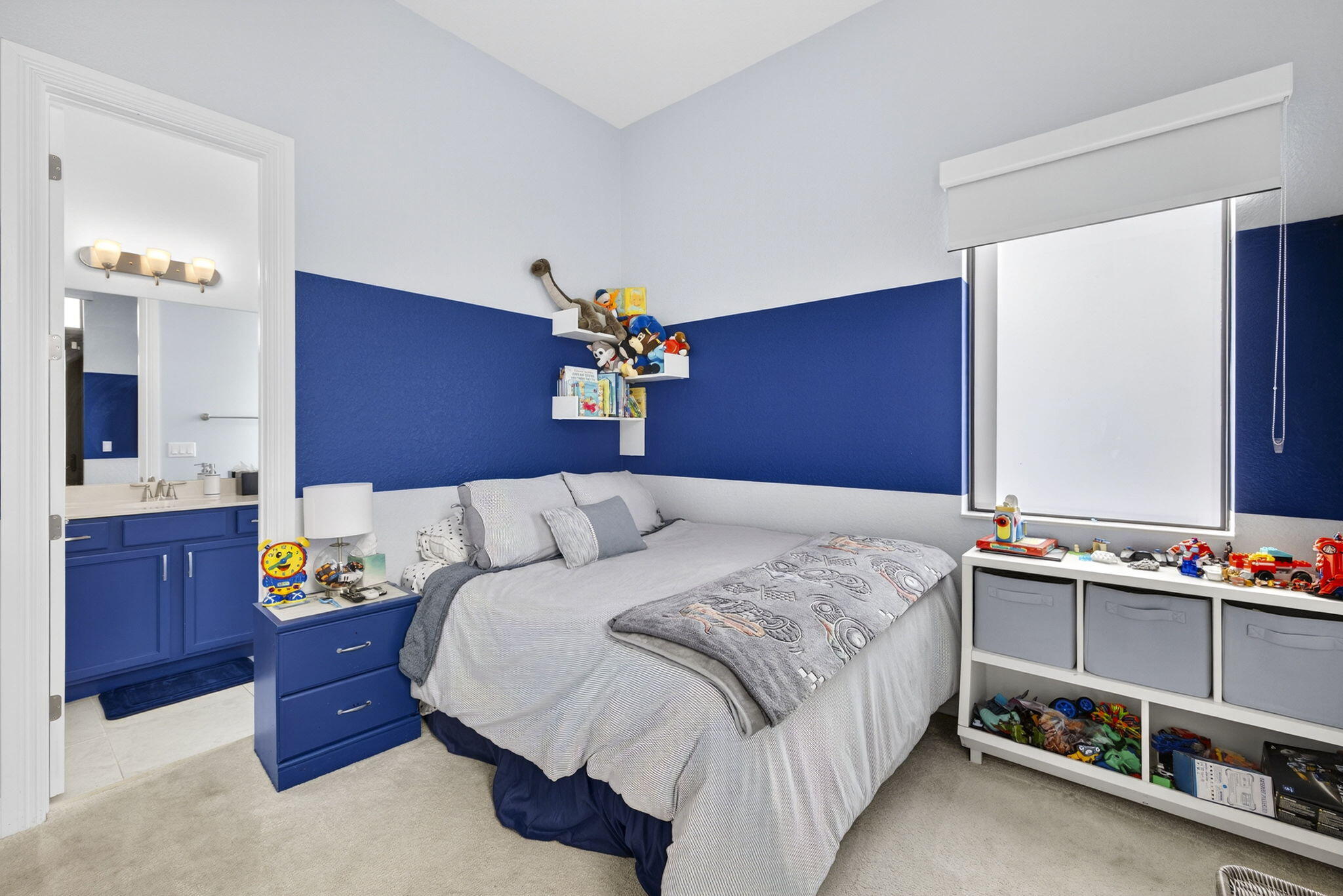 PALM MEADOWS ESTATES - Residential