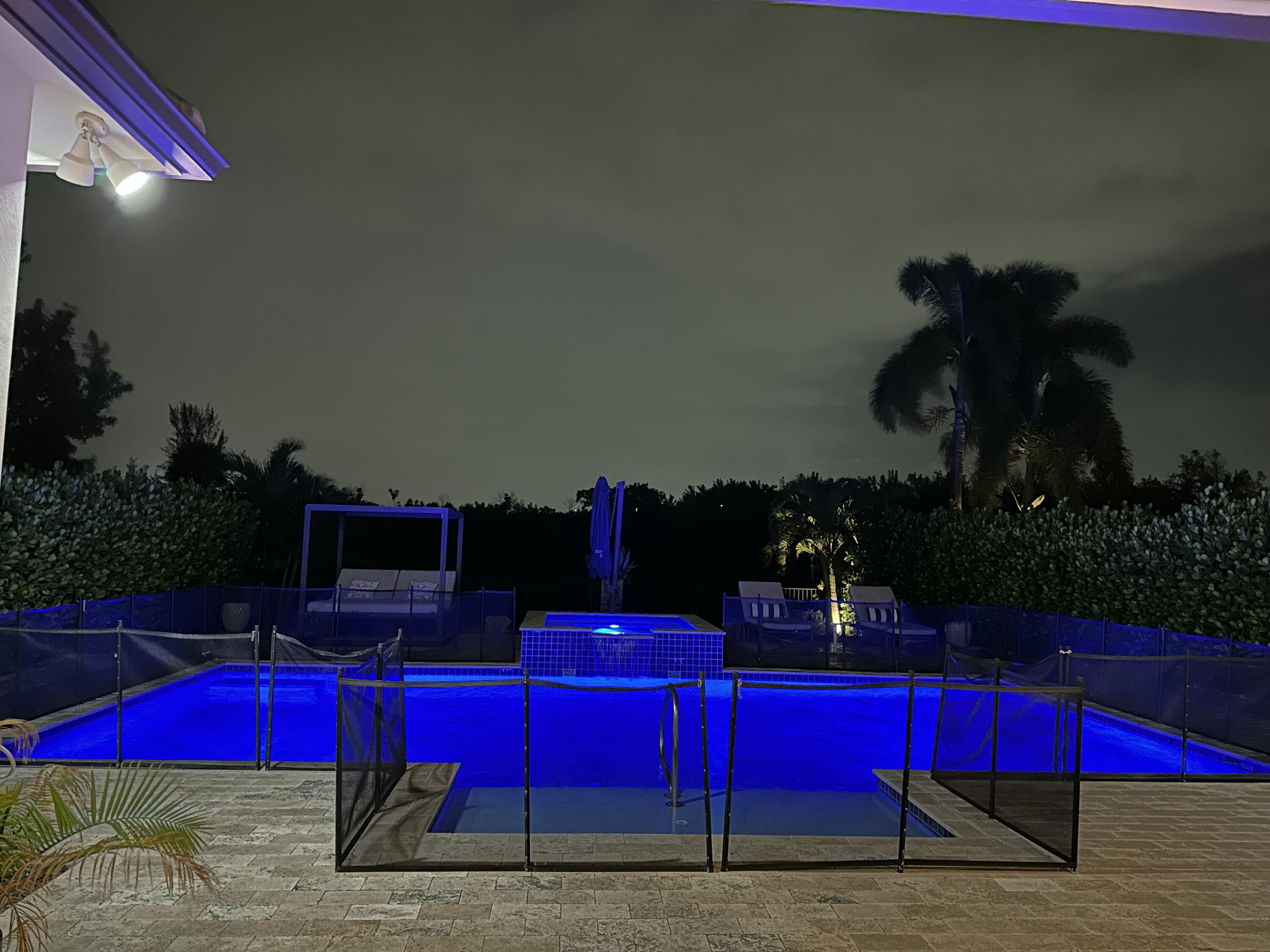PALM MEADOWS ESTATES - Residential