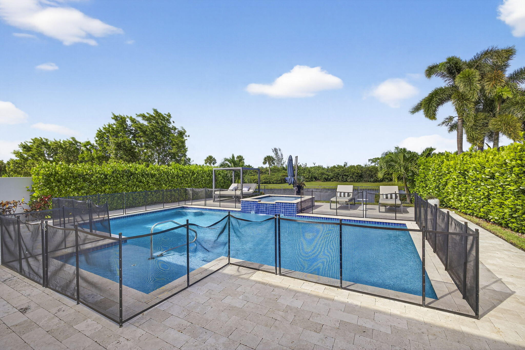 PALM MEADOWS ESTATES - Residential
