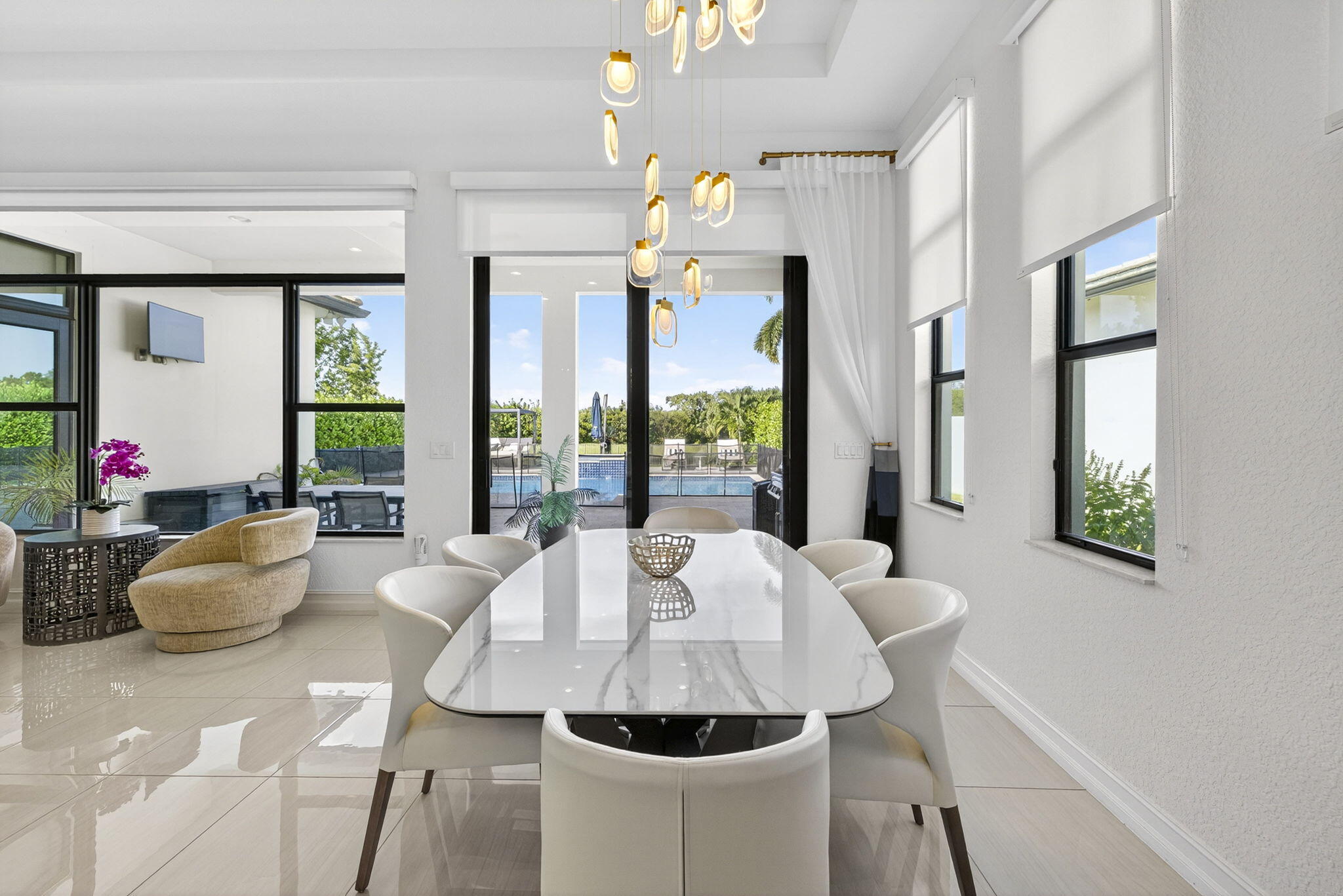 PALM MEADOWS ESTATES - Residential