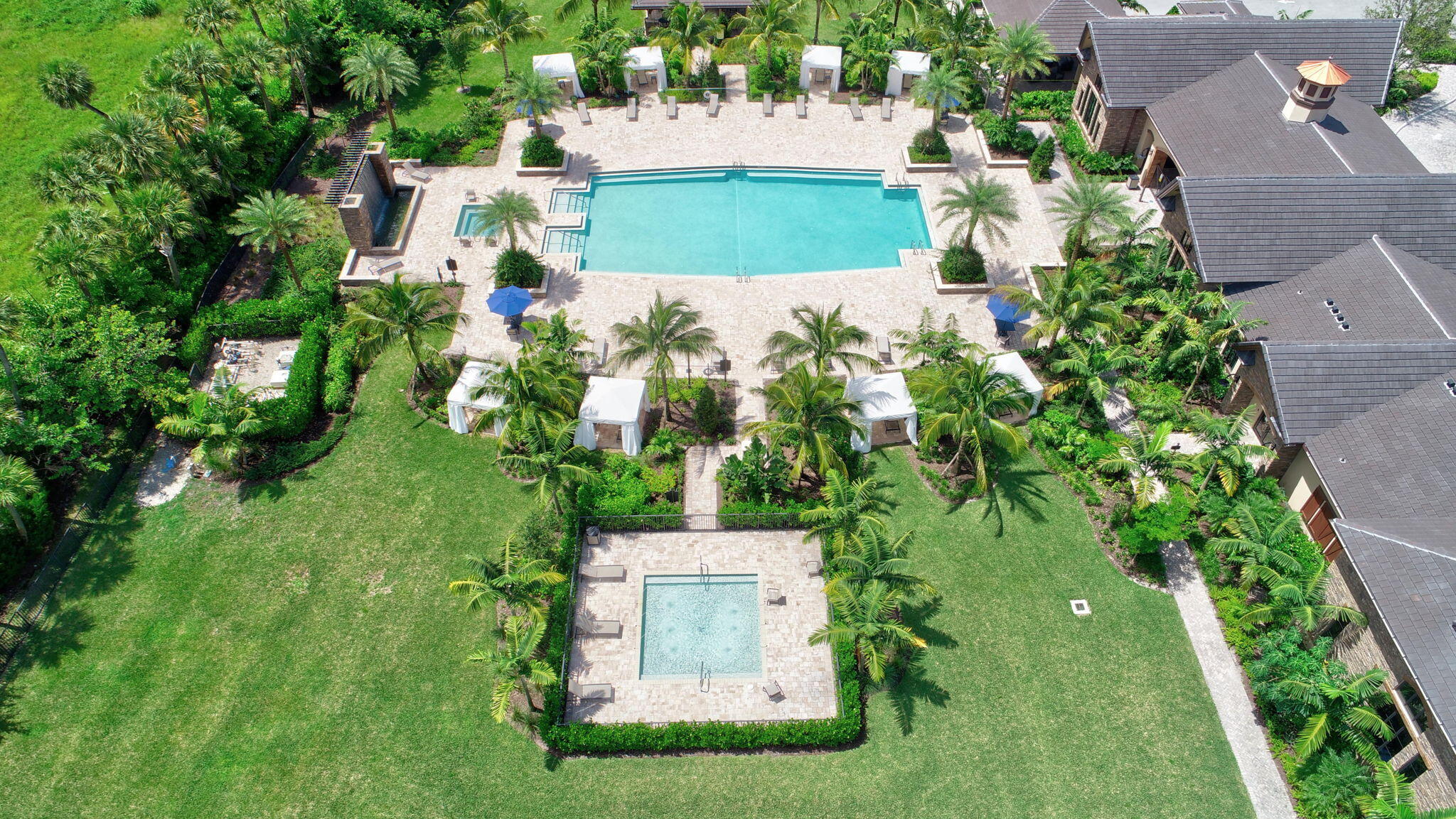 PALM MEADOWS ESTATES - Residential