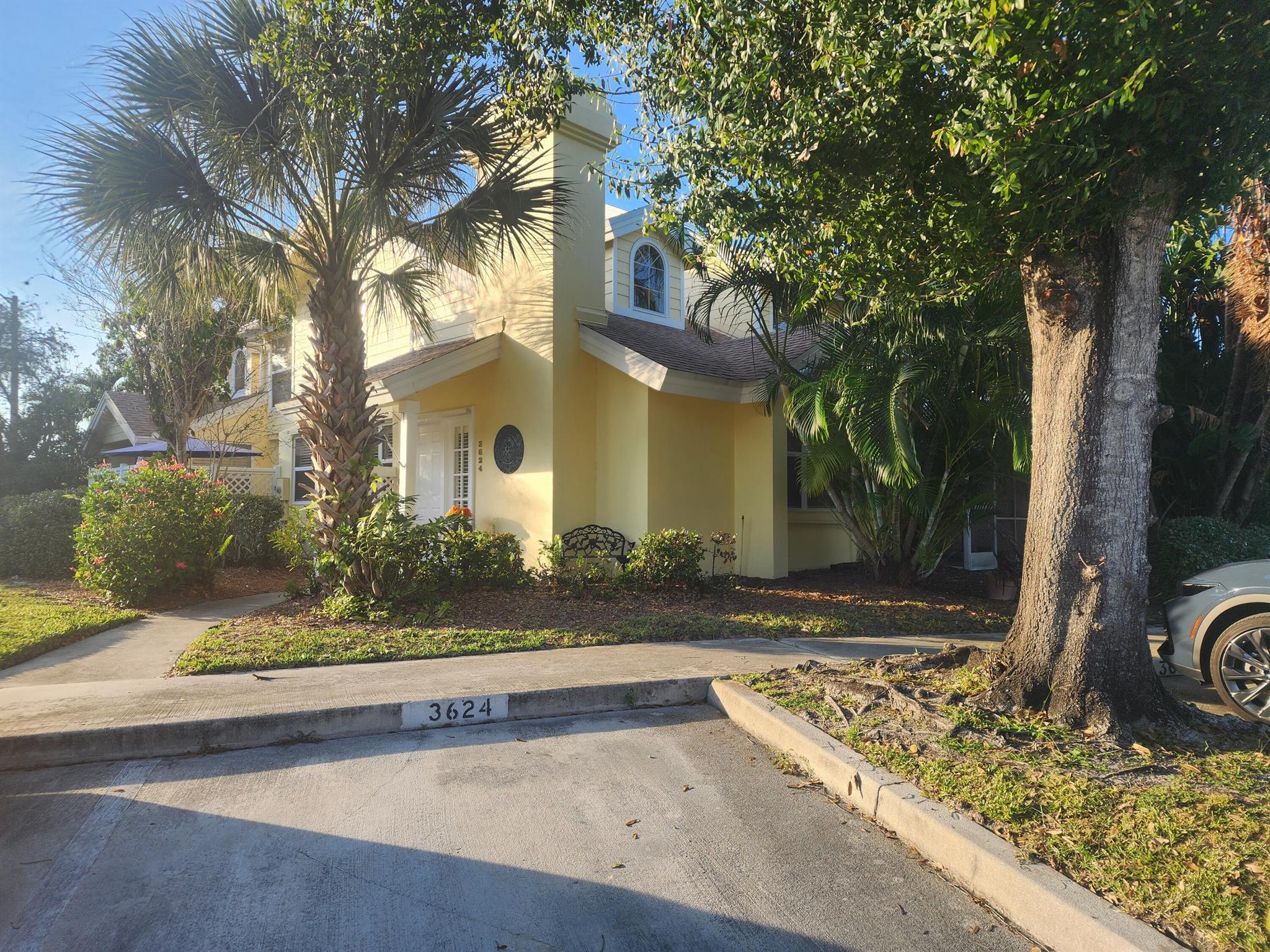 WELLESLEY AT SUNSET TRACE - Residential Lease