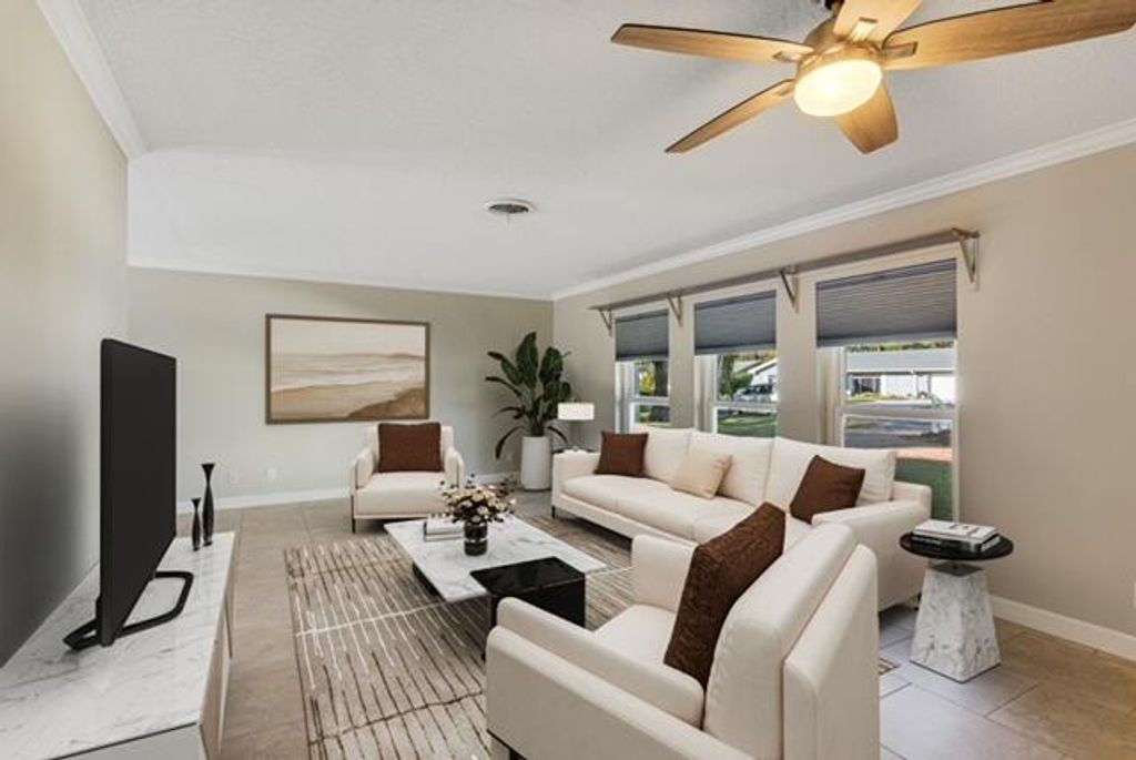 Photo of 1546 35th Avenue, Vero Beach, FL 32960 (MLS # R11158226)