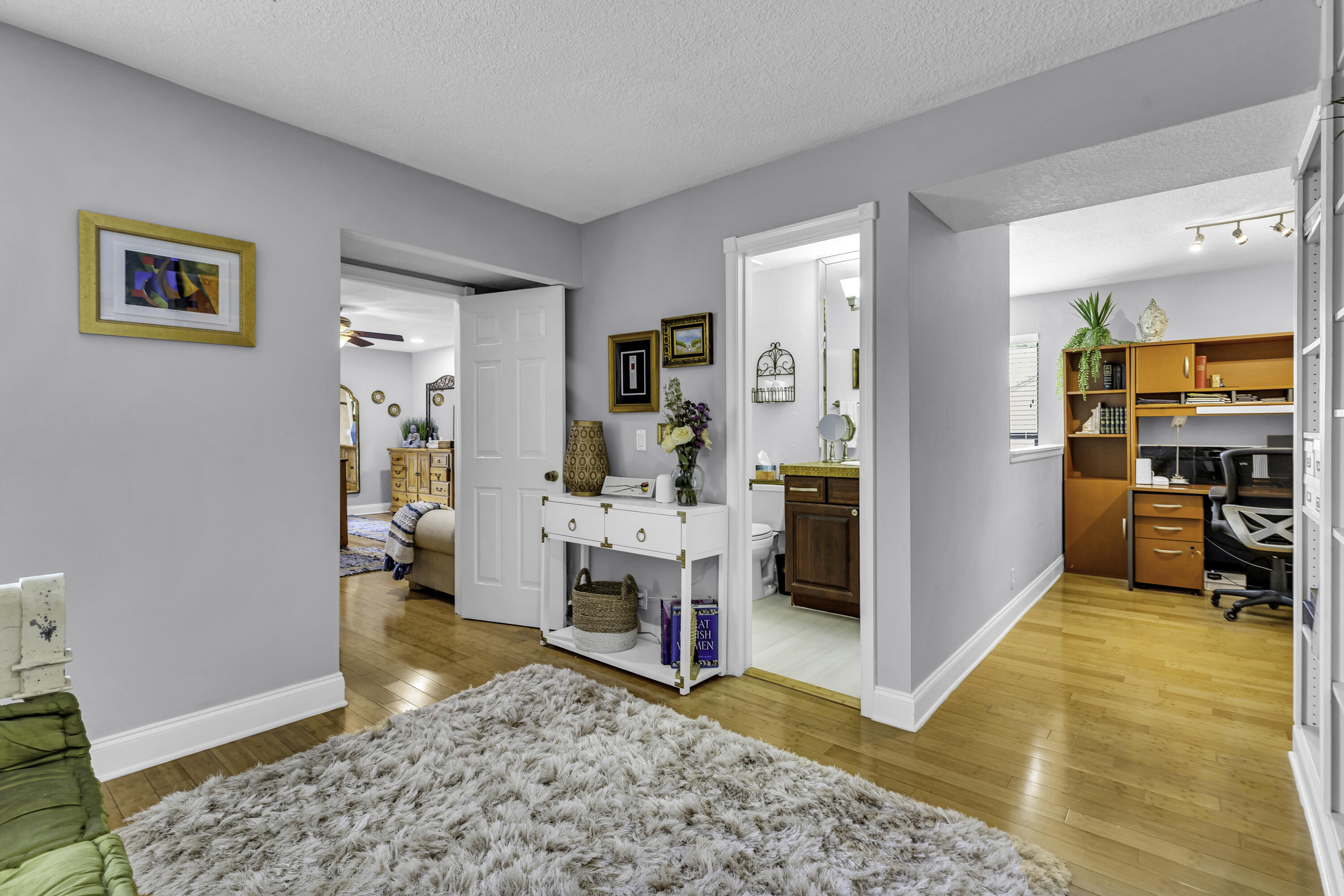 MAPLE WOOD VILLAS - Residential