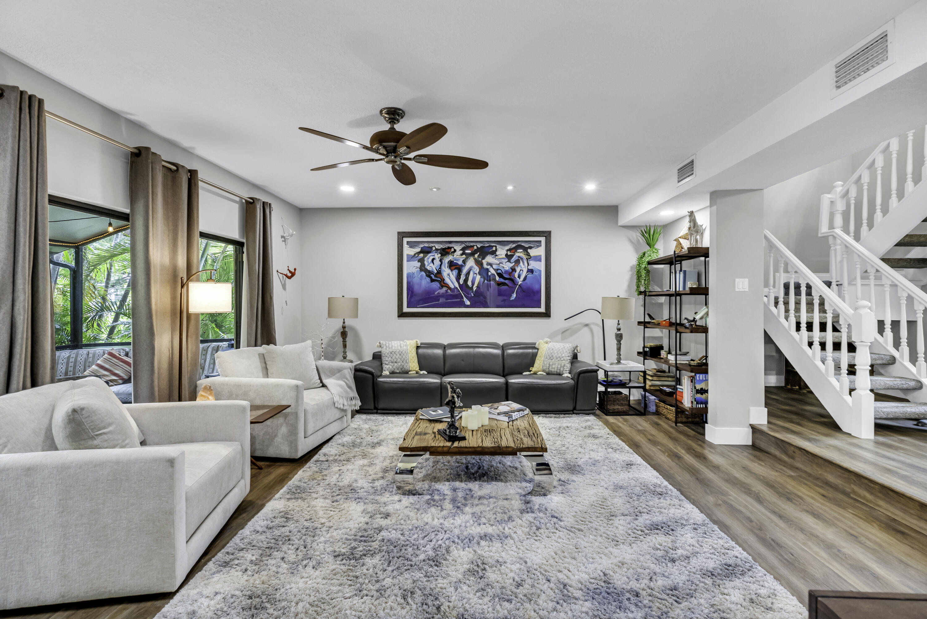 MAPLE WOOD VILLAS - Residential