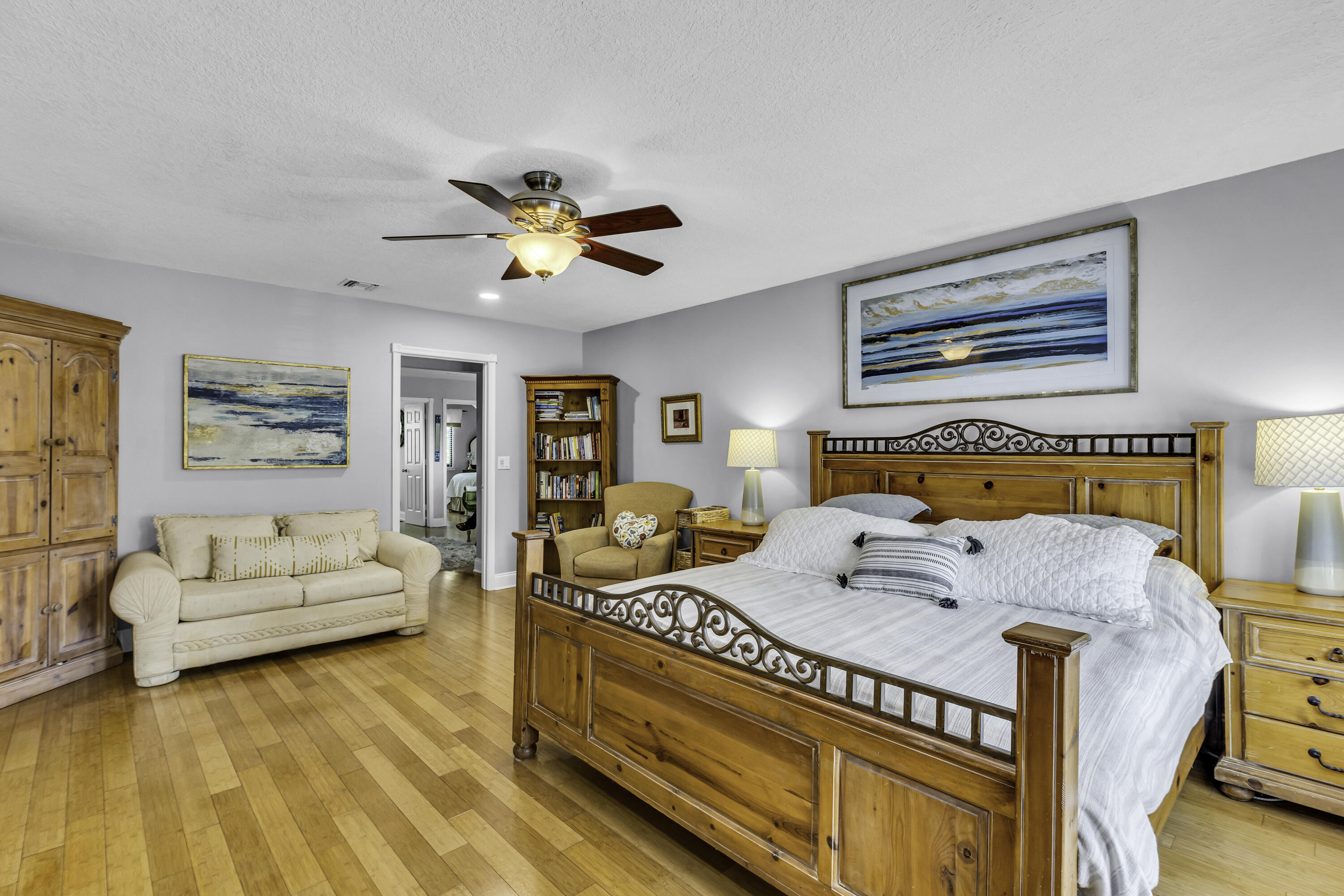 MAPLE WOOD VILLAS - Residential