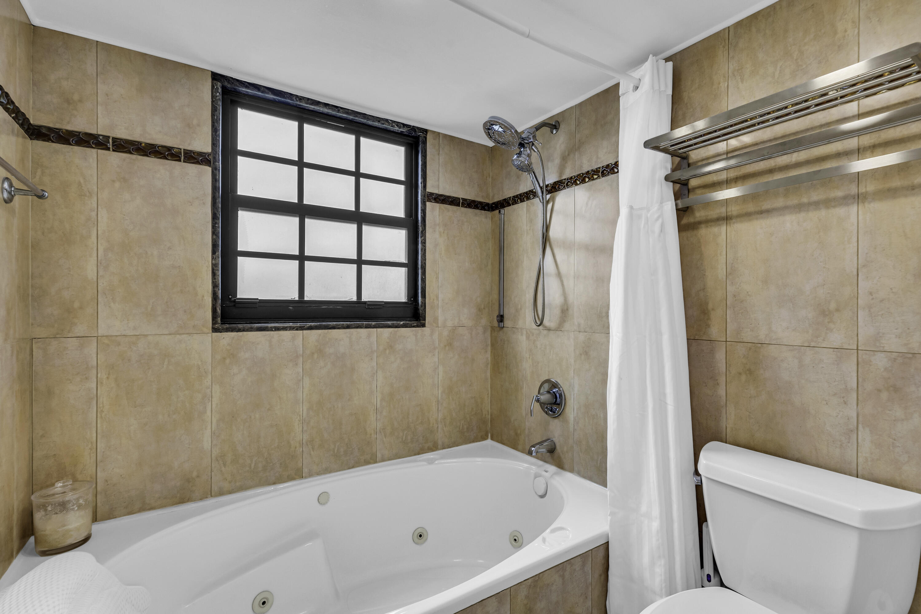 MAPLE WOOD VILLAS - Residential