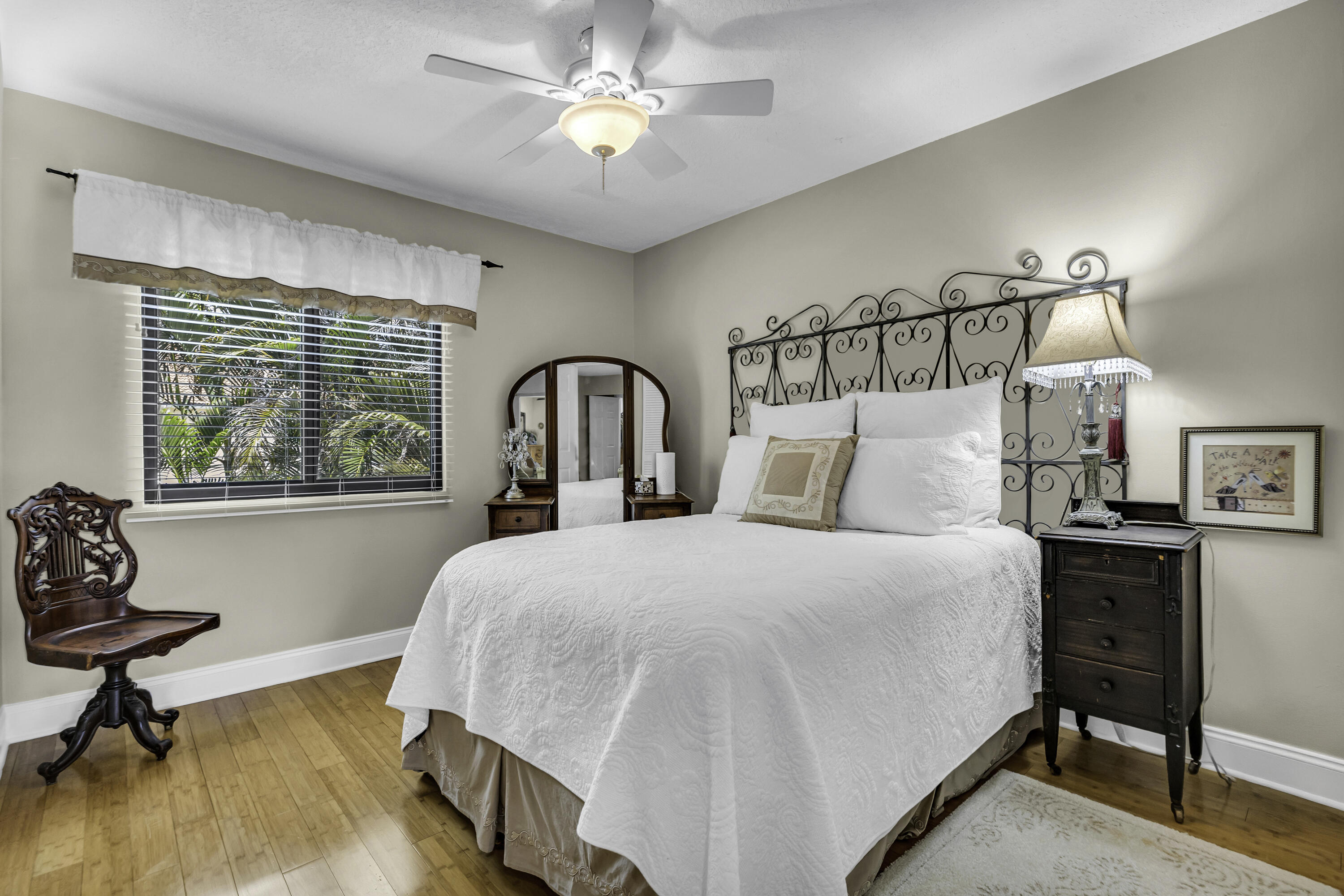 MAPLE WOOD VILLAS - Residential
