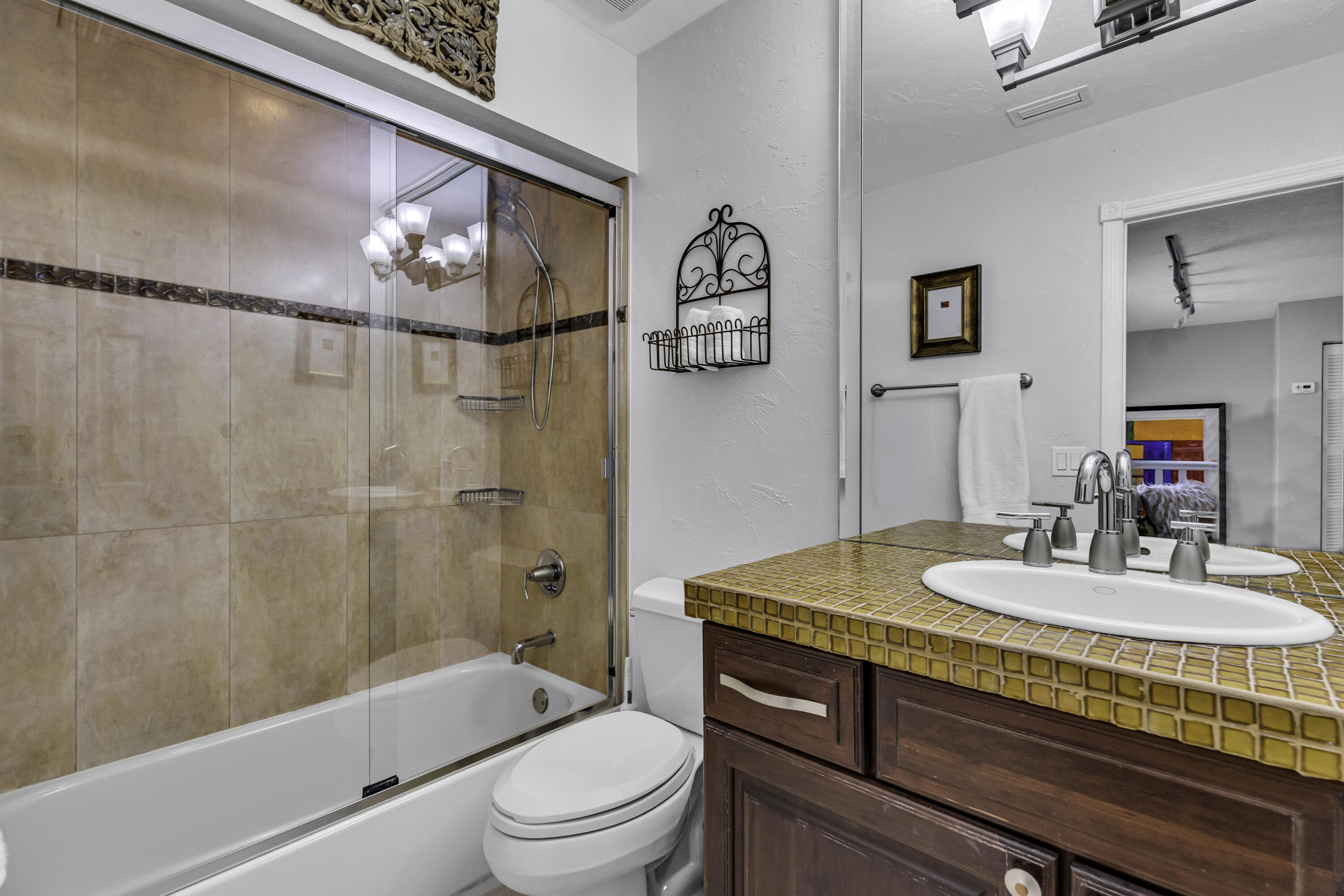 MAPLE WOOD VILLAS - Residential