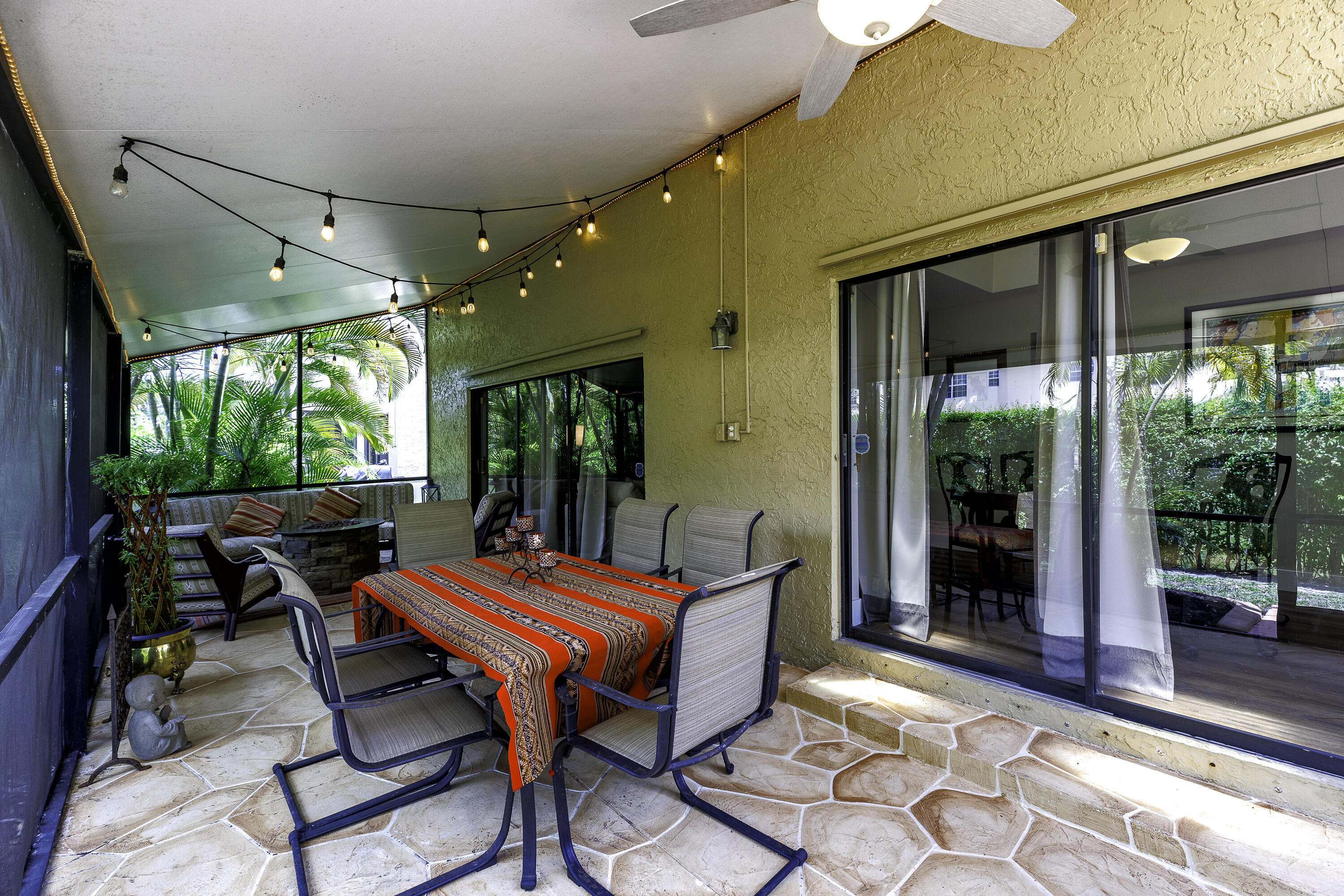 MAPLE WOOD VILLAS - Residential