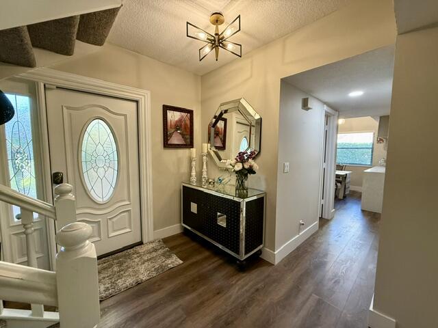 MAPLE WOOD VILLAS - Residential
