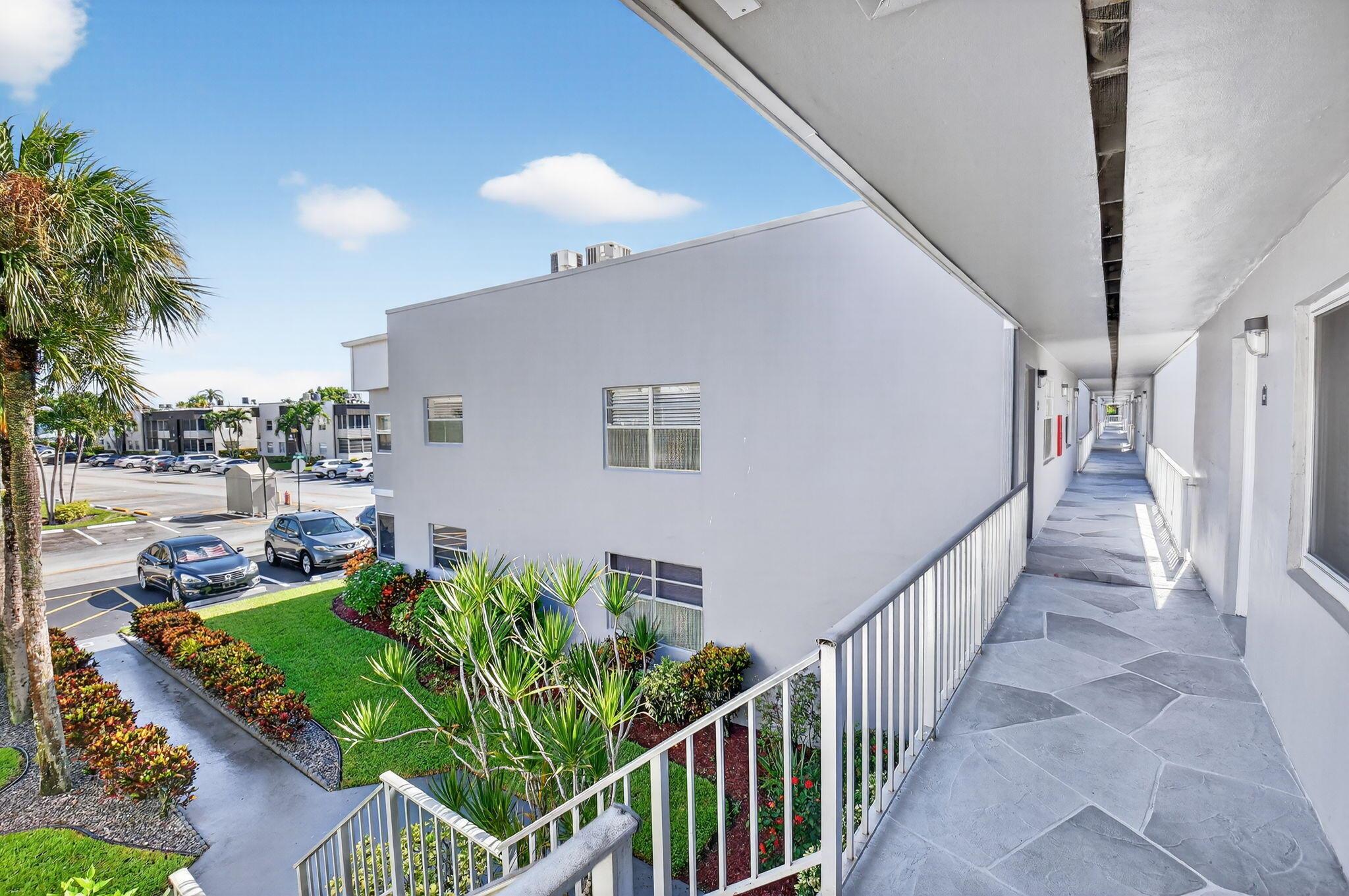 KINGS POINT BURGUNDY COND - Residential Lease