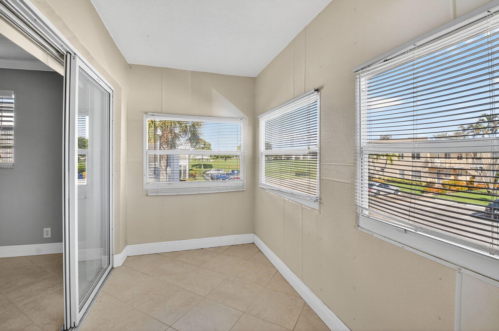 KINGS POINT BURGUNDY COND - Residential Lease