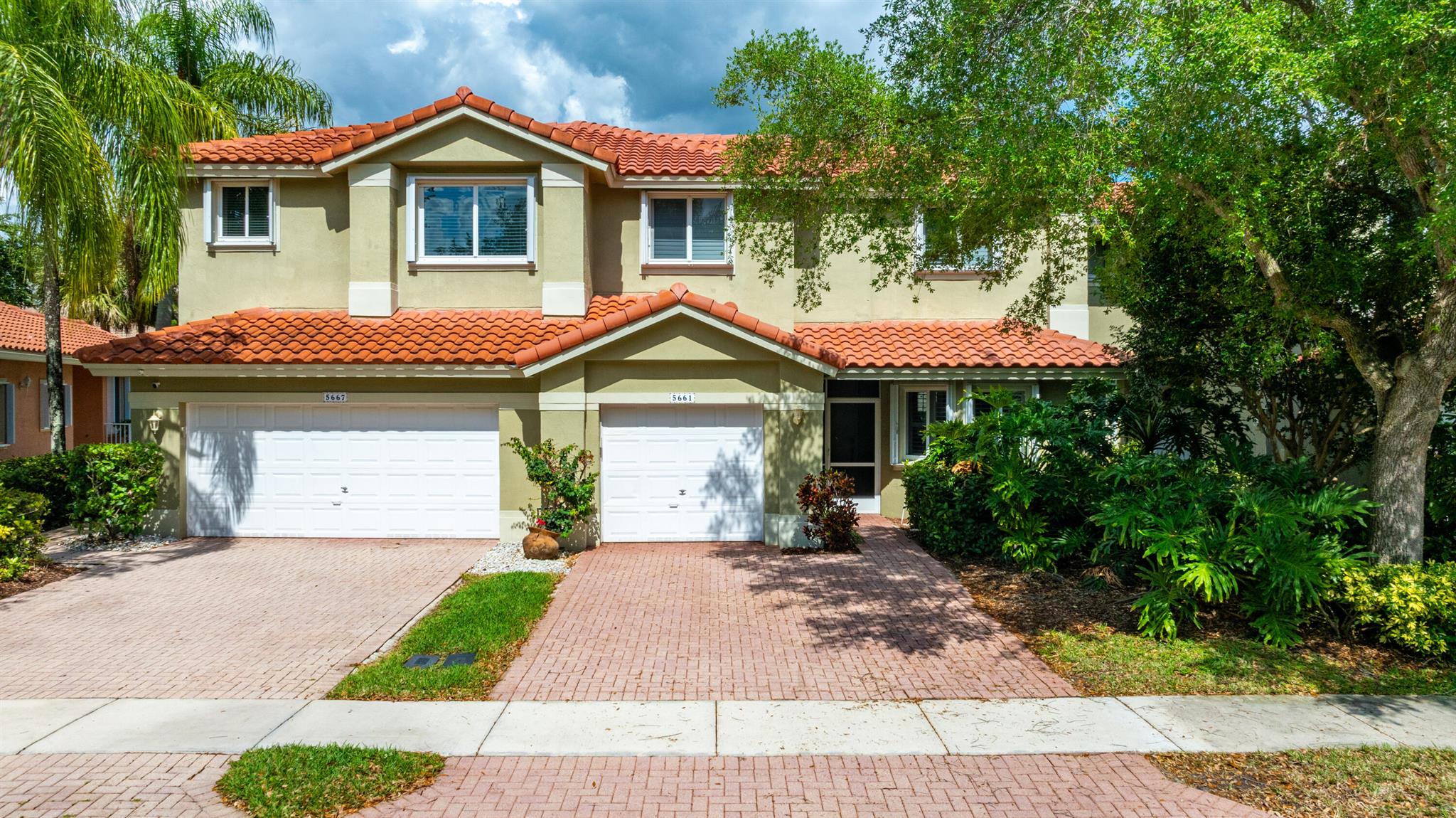 5661 NW 125th Avenue