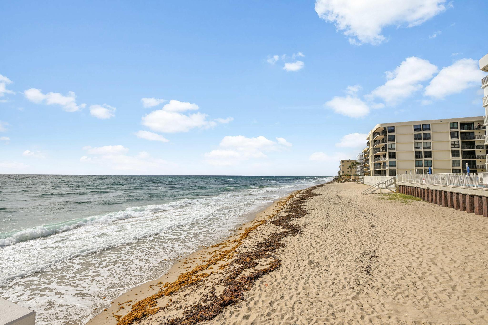 MAYFAIR HOUSE CONDO - Residential Lease