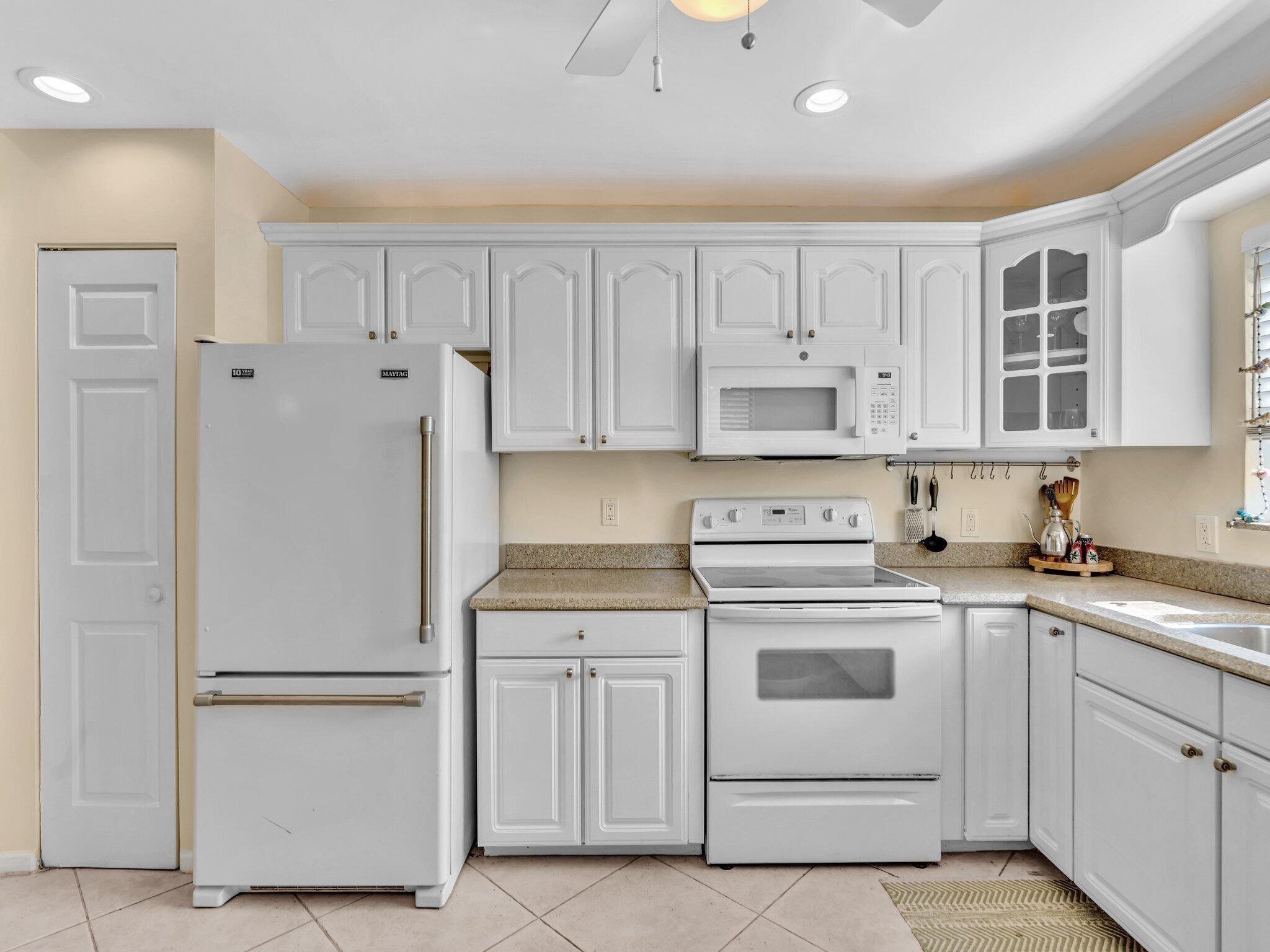 5680 Coach House Circle D
