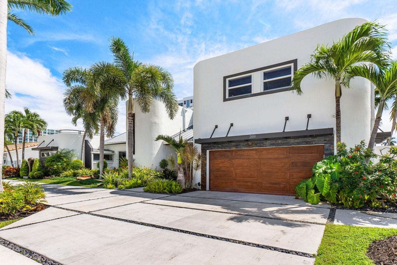 2850 NE 35th Street
