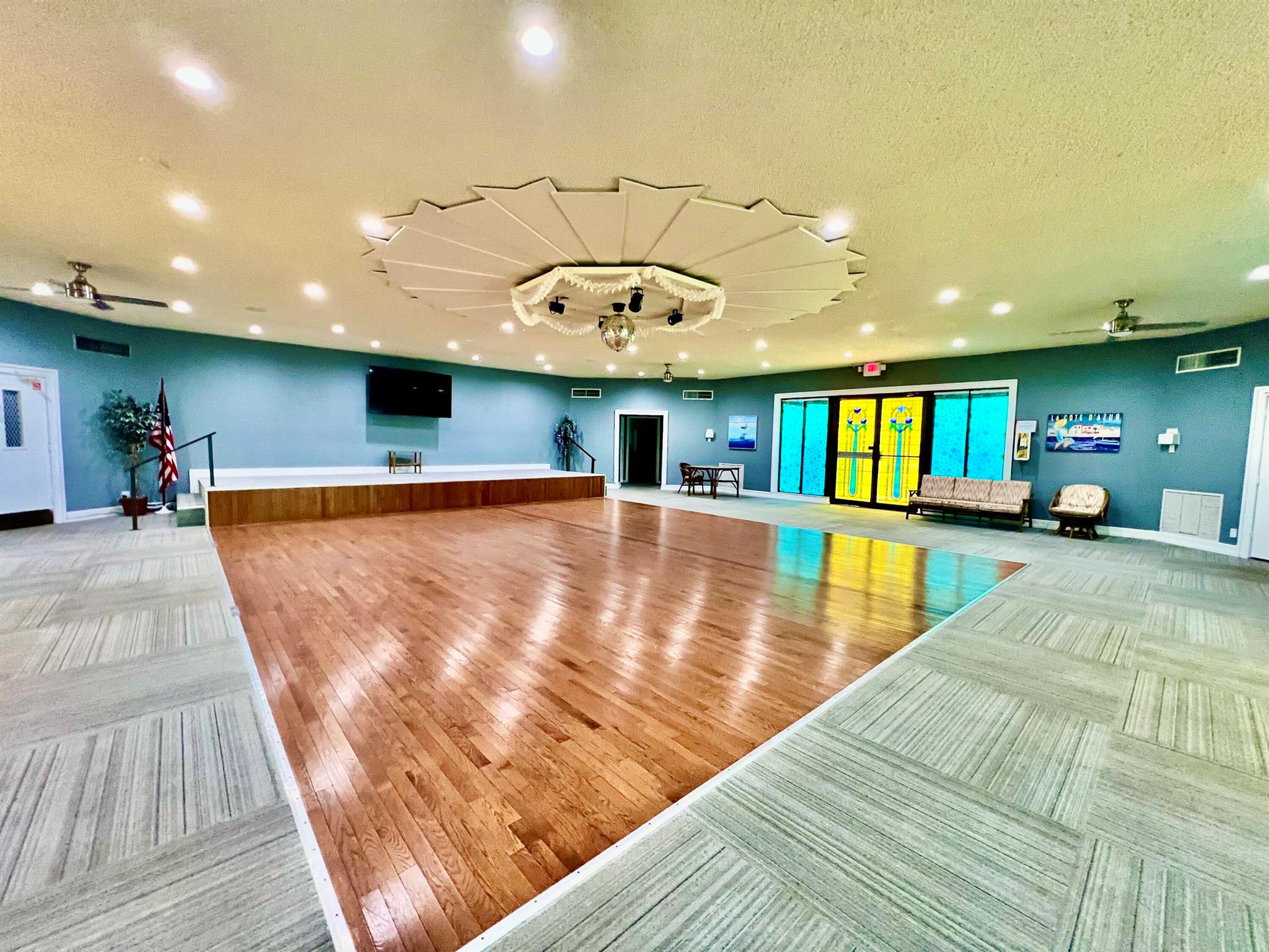 KAHLUA GARDENS CONDO - Residential