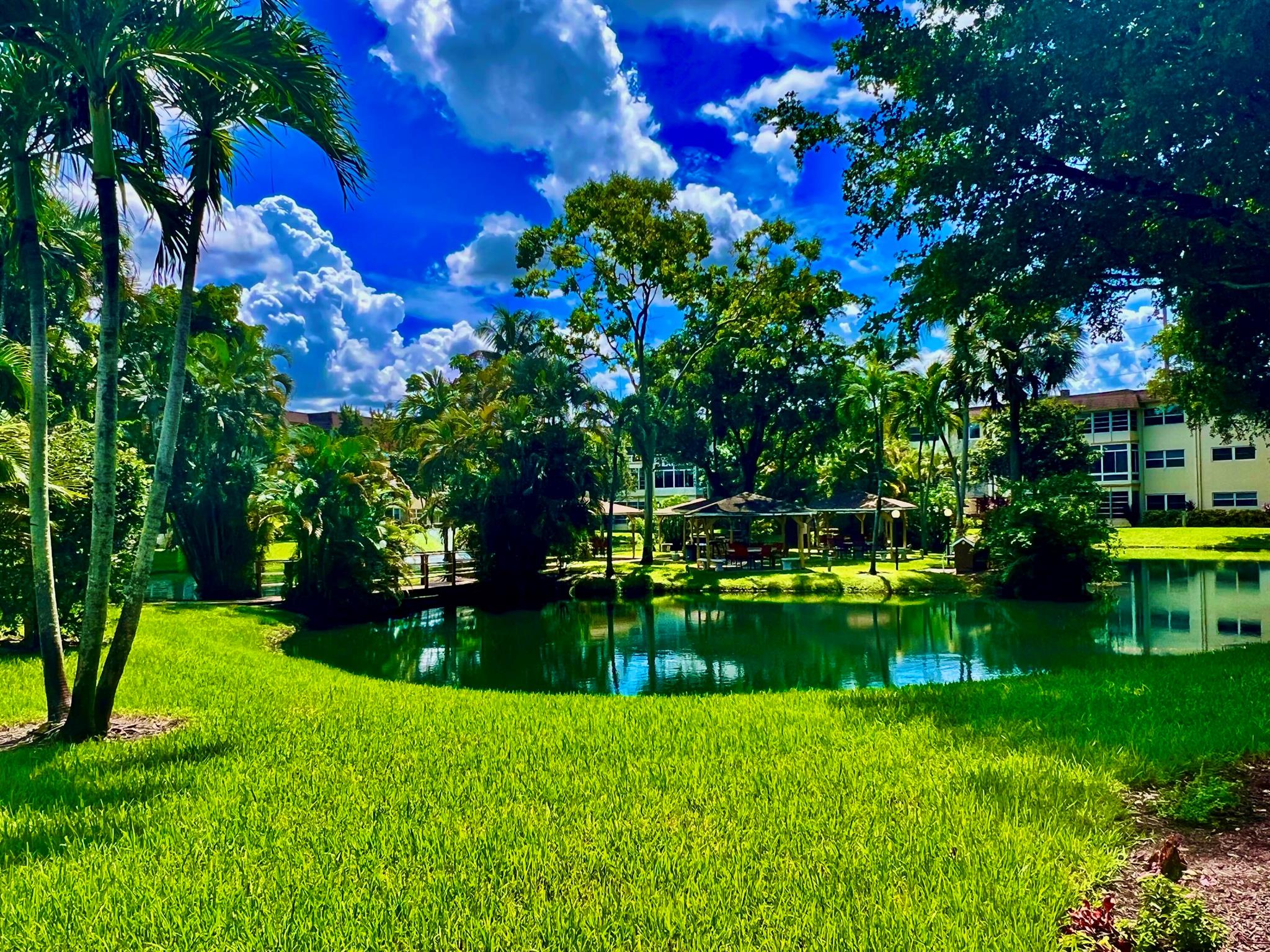 KAHLUA GARDENS CONDO - Residential