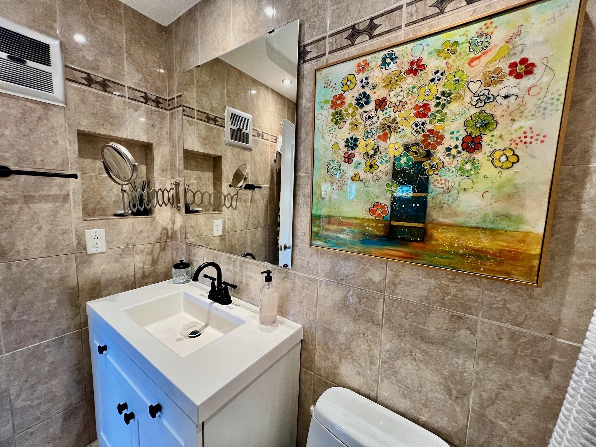 KAHLUA GARDENS CONDO - Residential