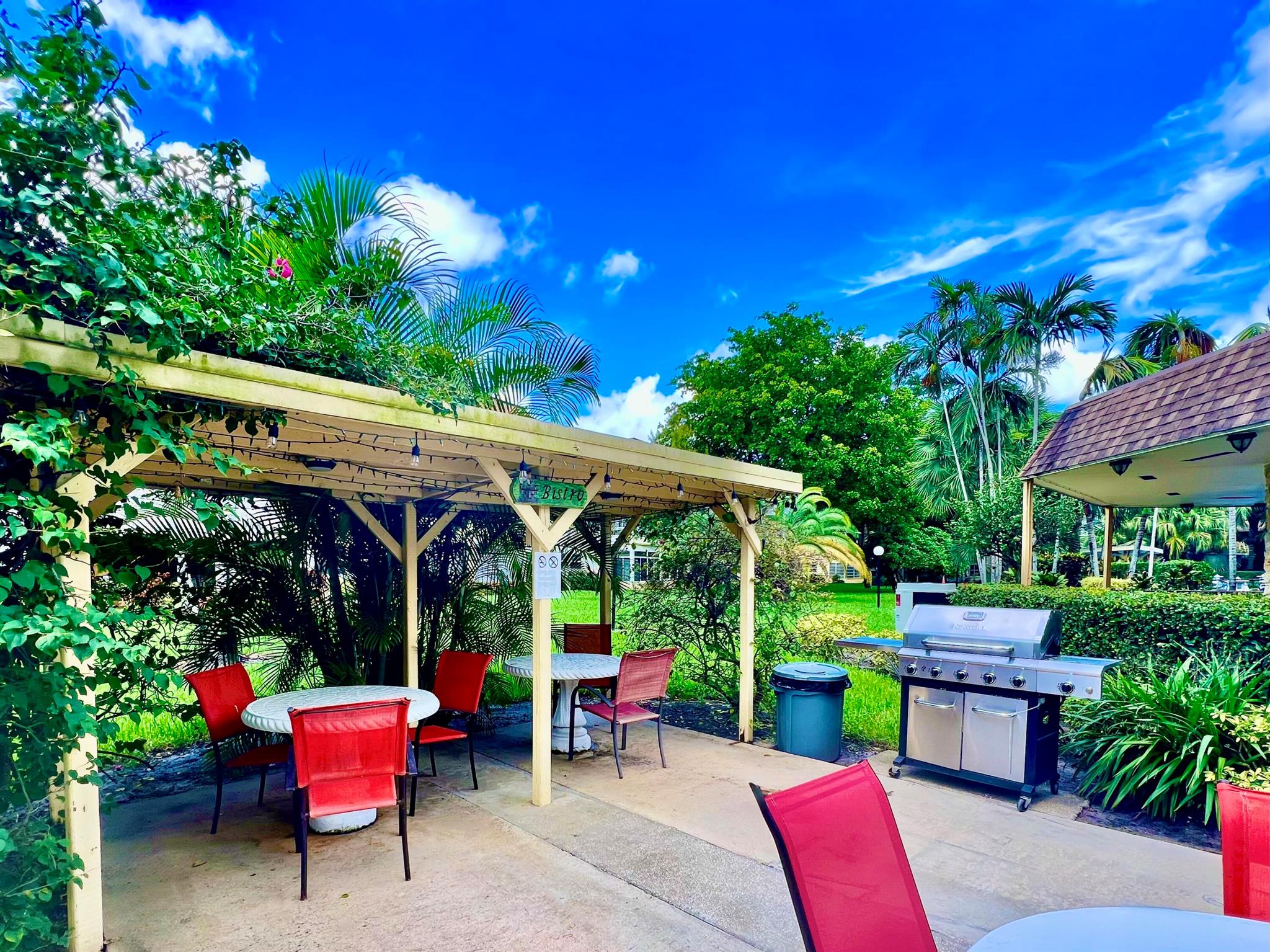 KAHLUA GARDENS CONDO - Residential