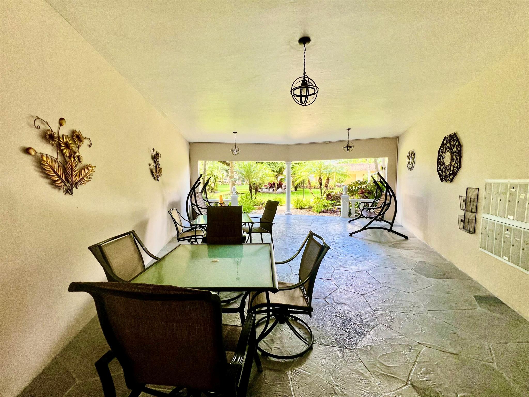 KAHLUA GARDENS CONDO - Residential