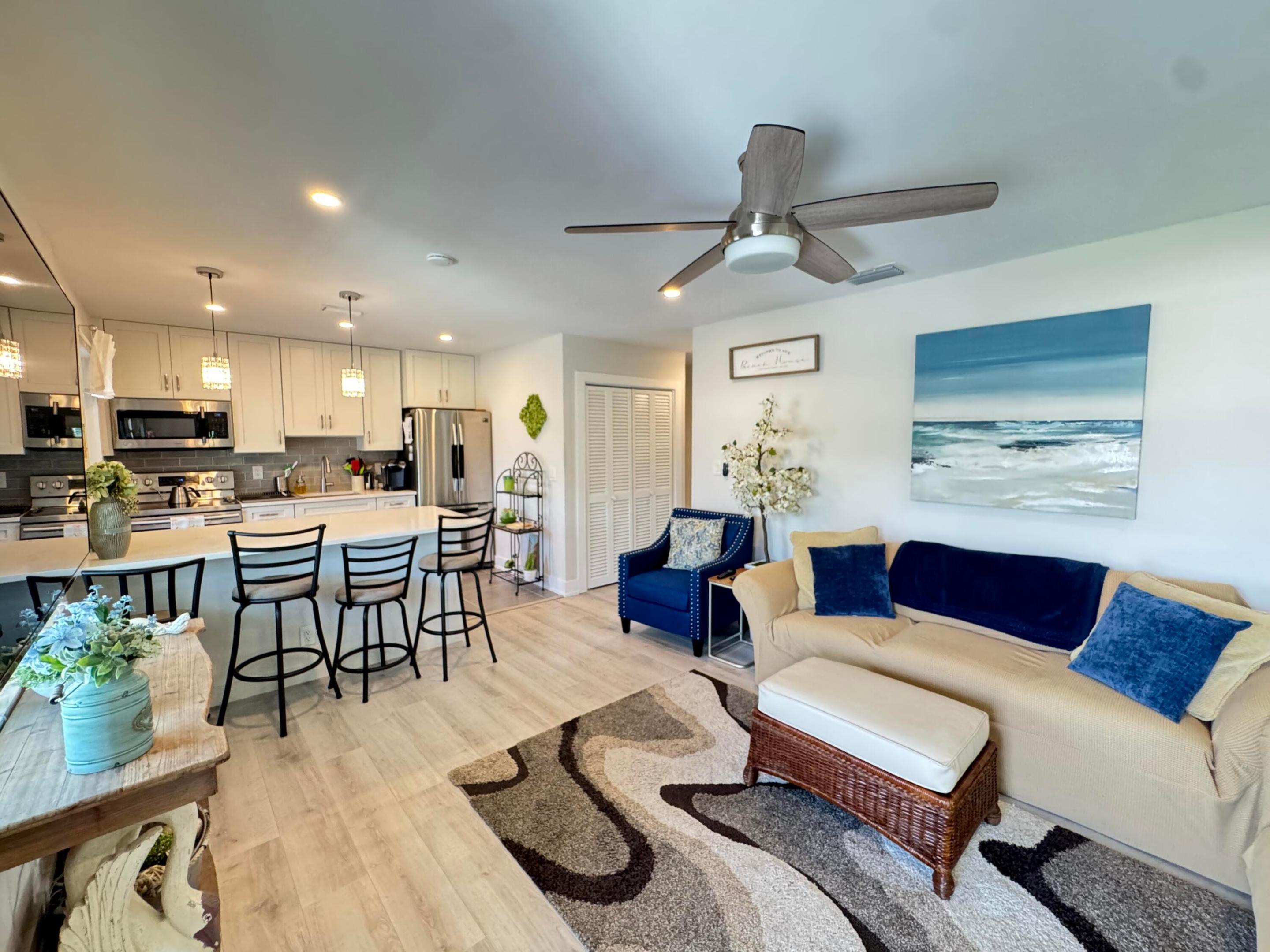 COLONIAL RIDGE CORP - Residential Lease