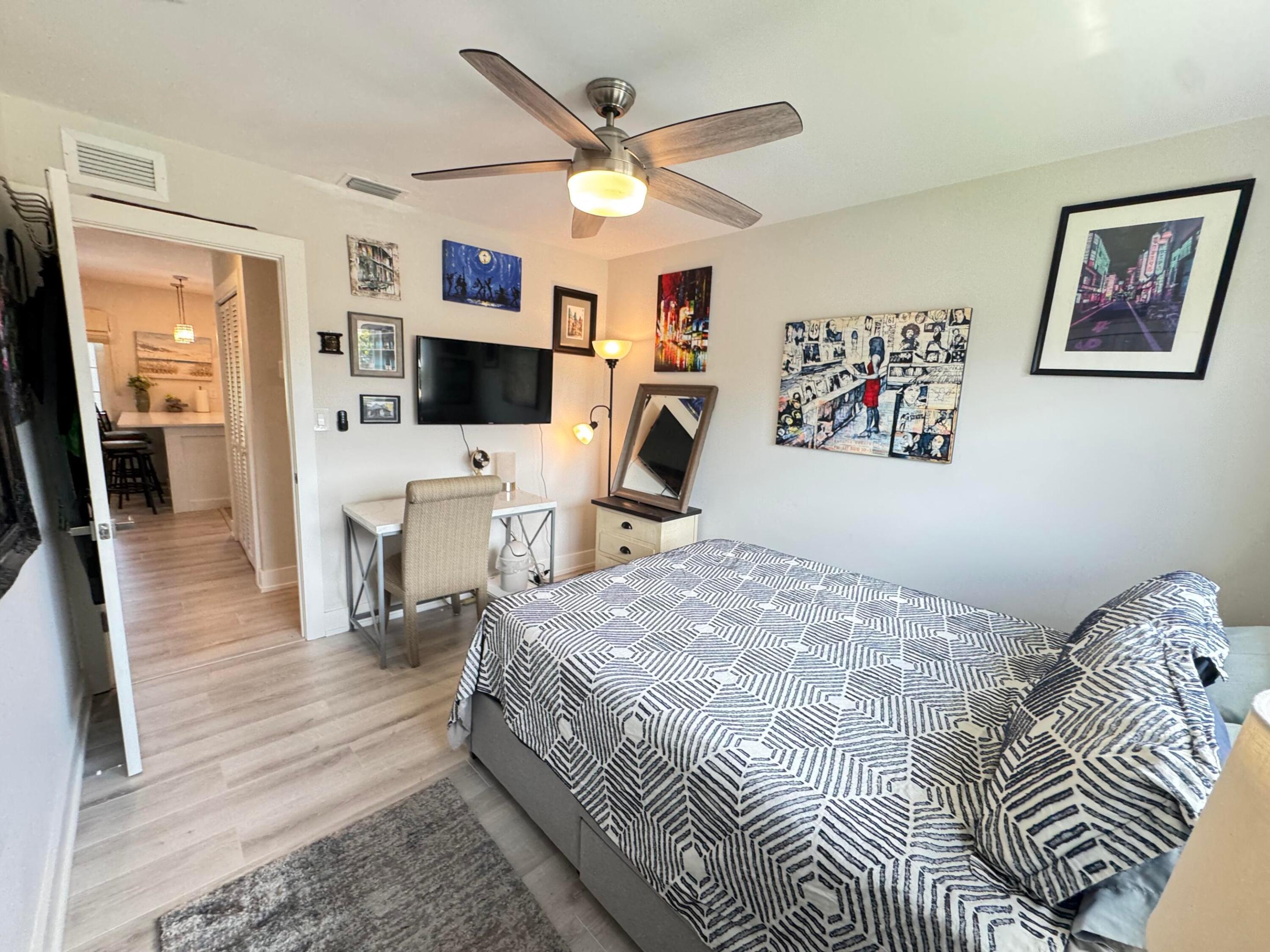 COLONIAL RIDGE CORP - Residential Lease