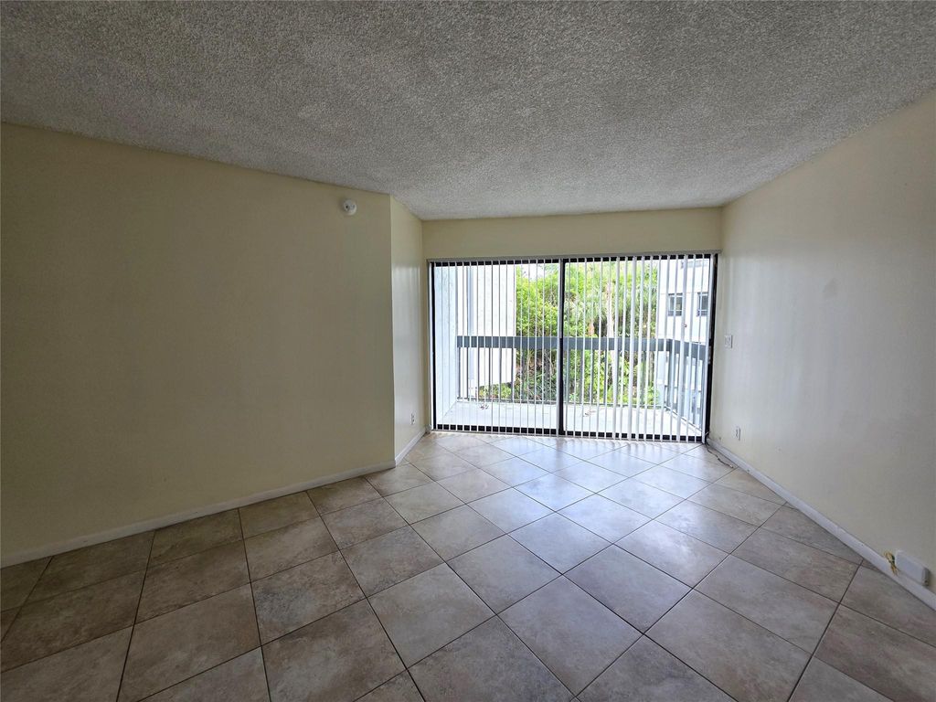 Photo of 1850 N Congress Ave #308, West Palm Beach, FL 33401 (MLS # F10506361)