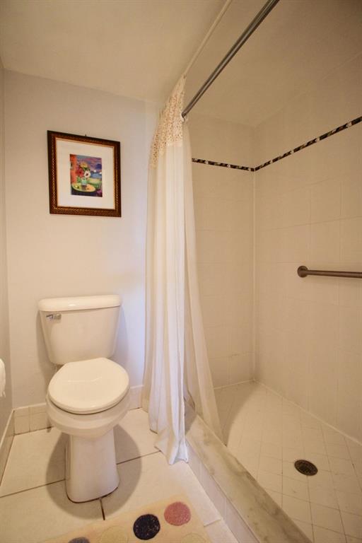 OCEAN VILLAGE - Residential