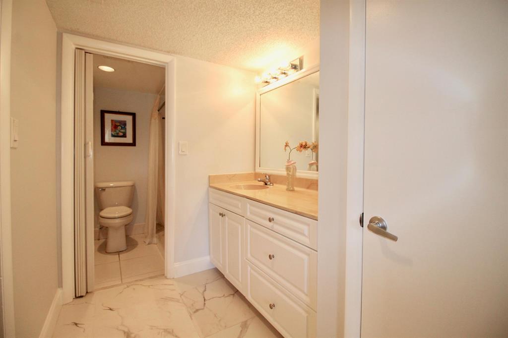 OCEAN VILLAGE - Residential