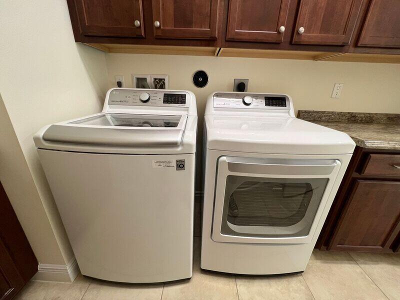 TRADITION PLAT NO 19 - Residential Lease