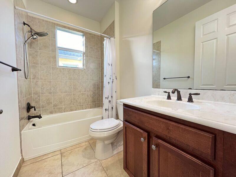 TRADITION PLAT NO 19 - Residential Lease