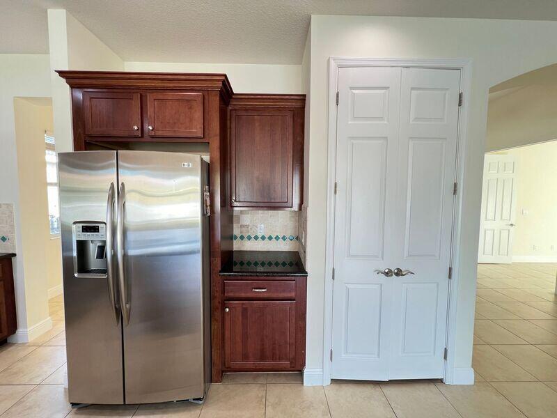 TRADITION PLAT NO 19 - Residential Lease