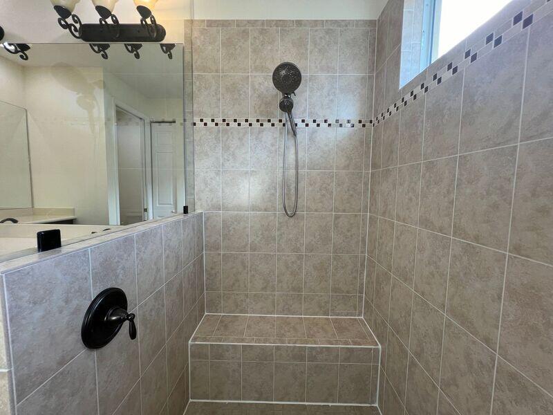 TRADITION PLAT NO 19 - Residential Lease