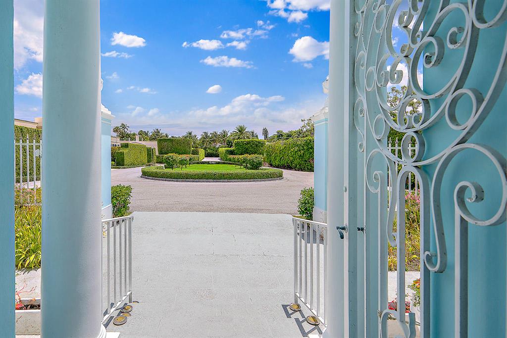 REGENTS PARK - Residential