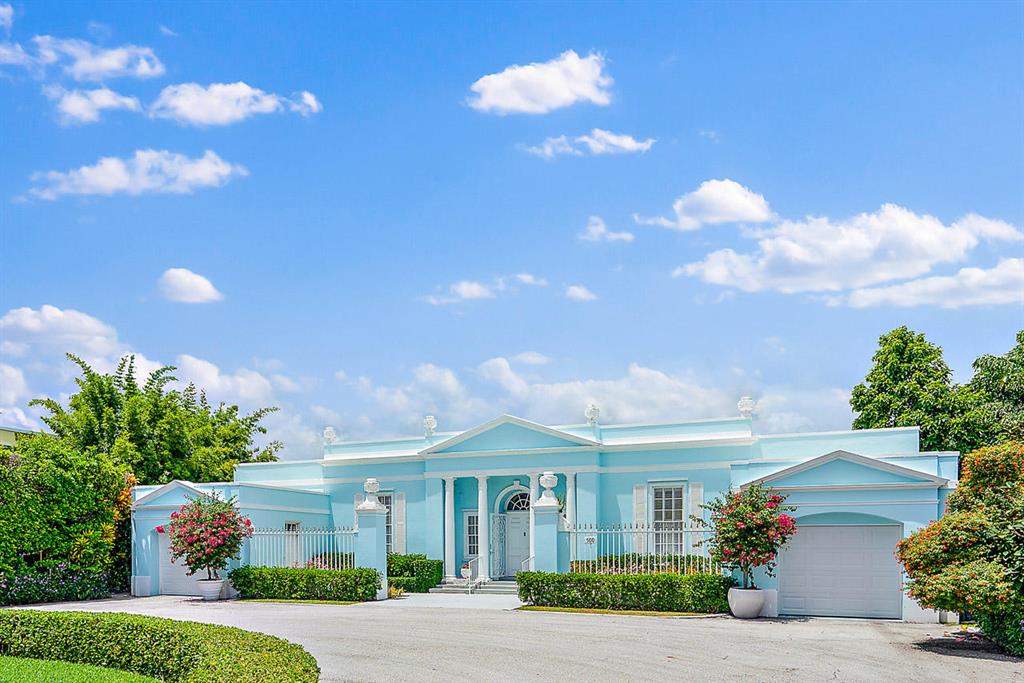 REGENTS PARK - Residential