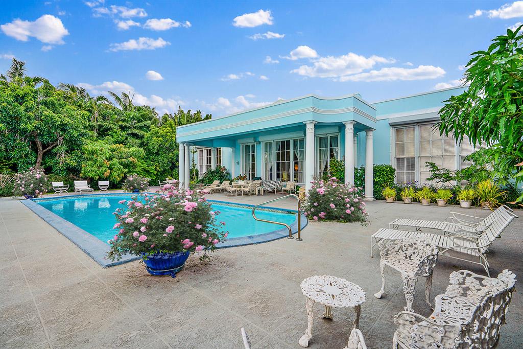 REGENTS PARK - Residential