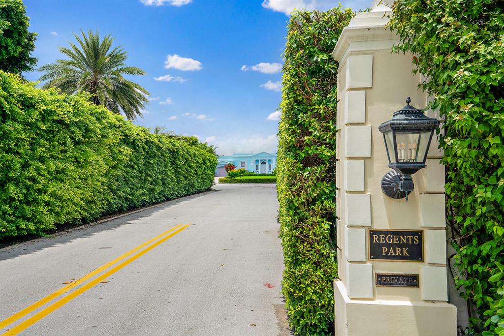 REGENTS PARK - Residential