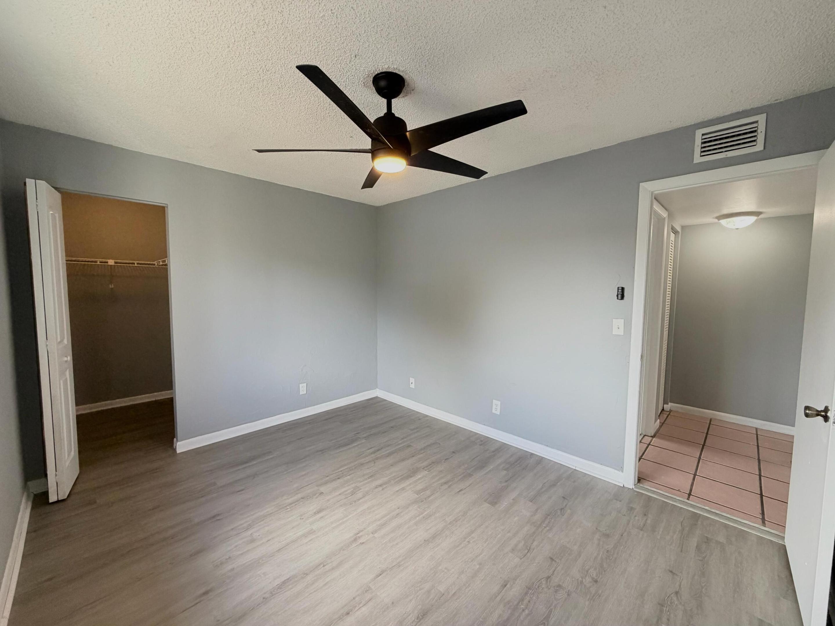 PINE RIDGE AT HAVERHILL C - Residential Lease